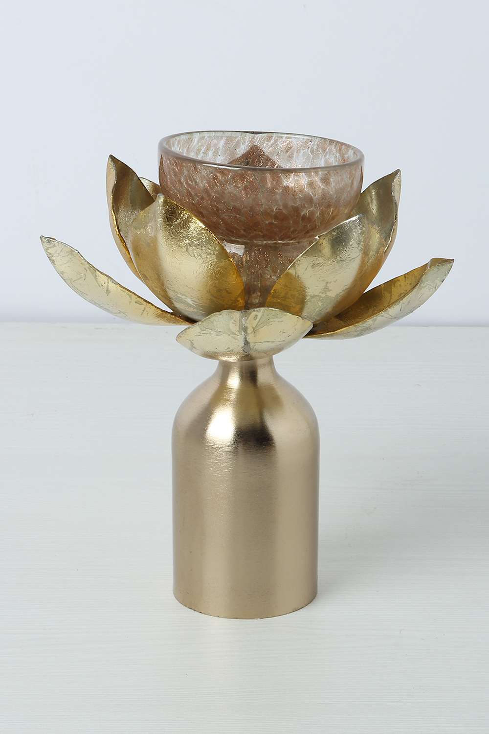 Amora-Metal-Slk-Lotus-Candle-Stand-25-cm