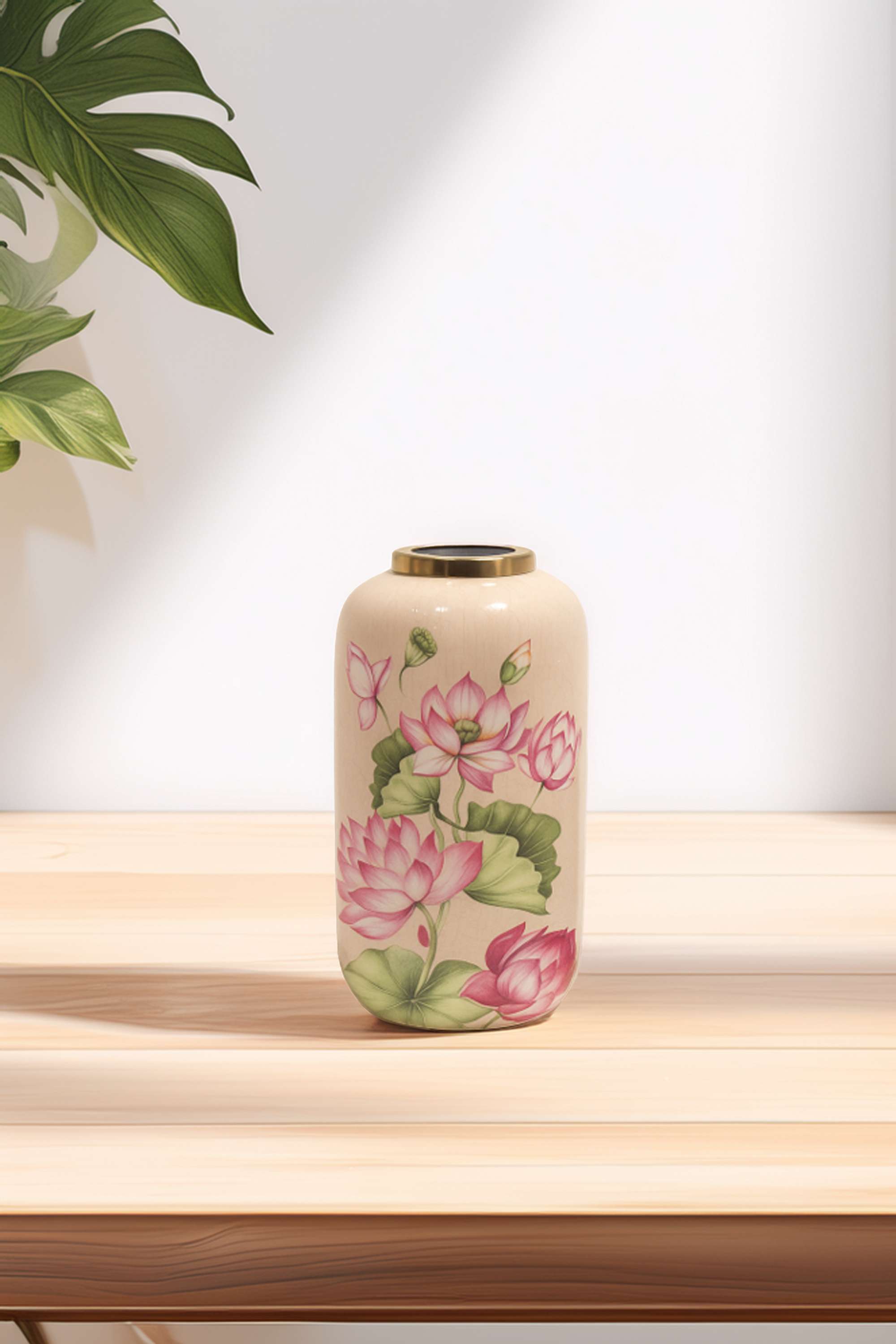 Amora-Metal-Decal-Table-Vases-34-cm