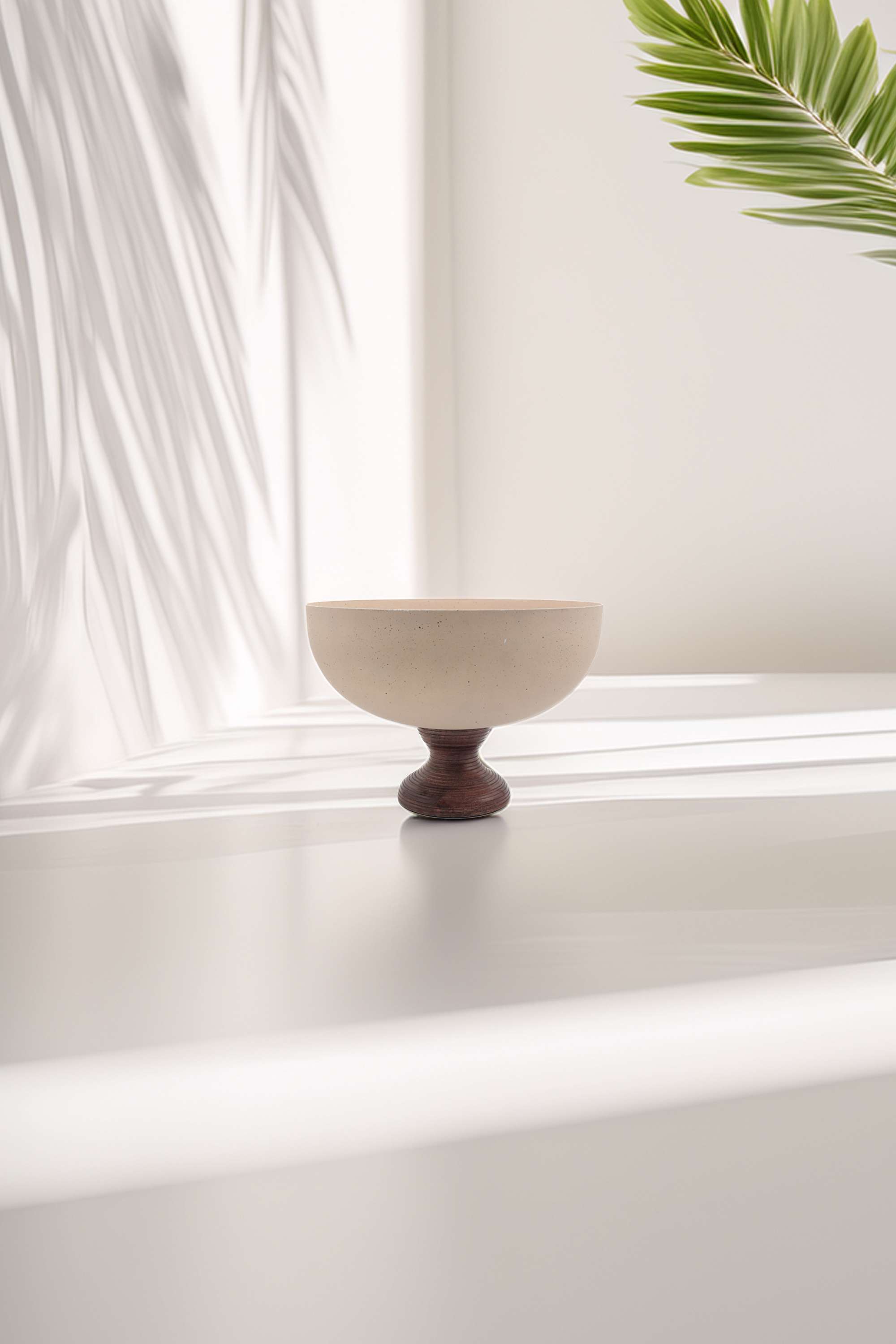 Uo-Rustic-Finish-Bowl-On-Wood-Stand-20-cm