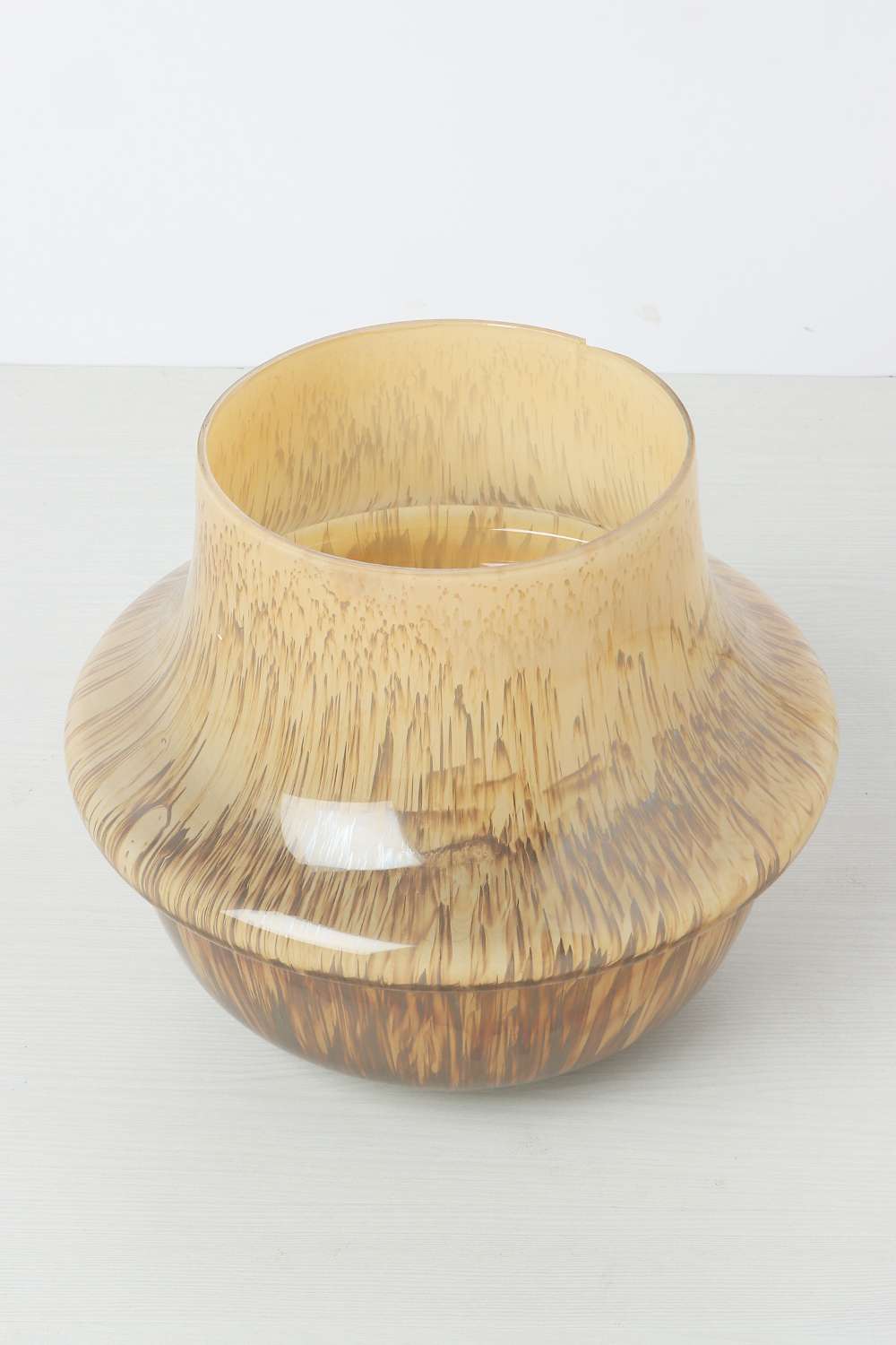 Urban-Oasis-Textured-Glass-Stout-Vase-20-cm