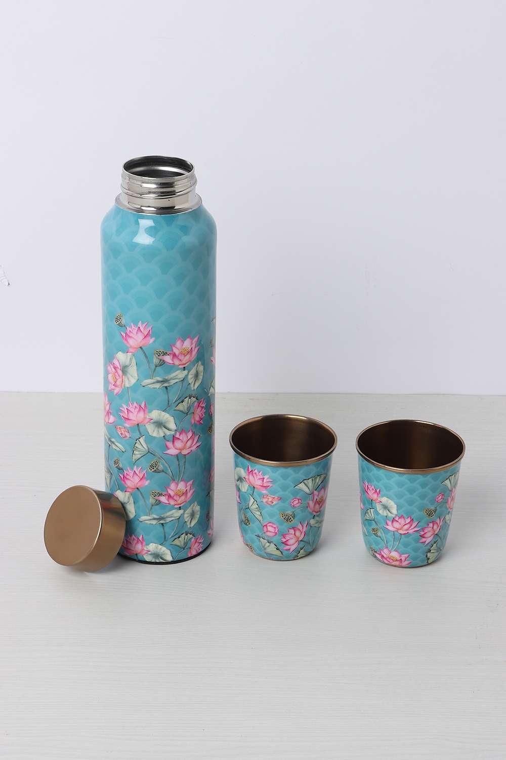 Amora-Steel-Bottle-With-2-Tumblers