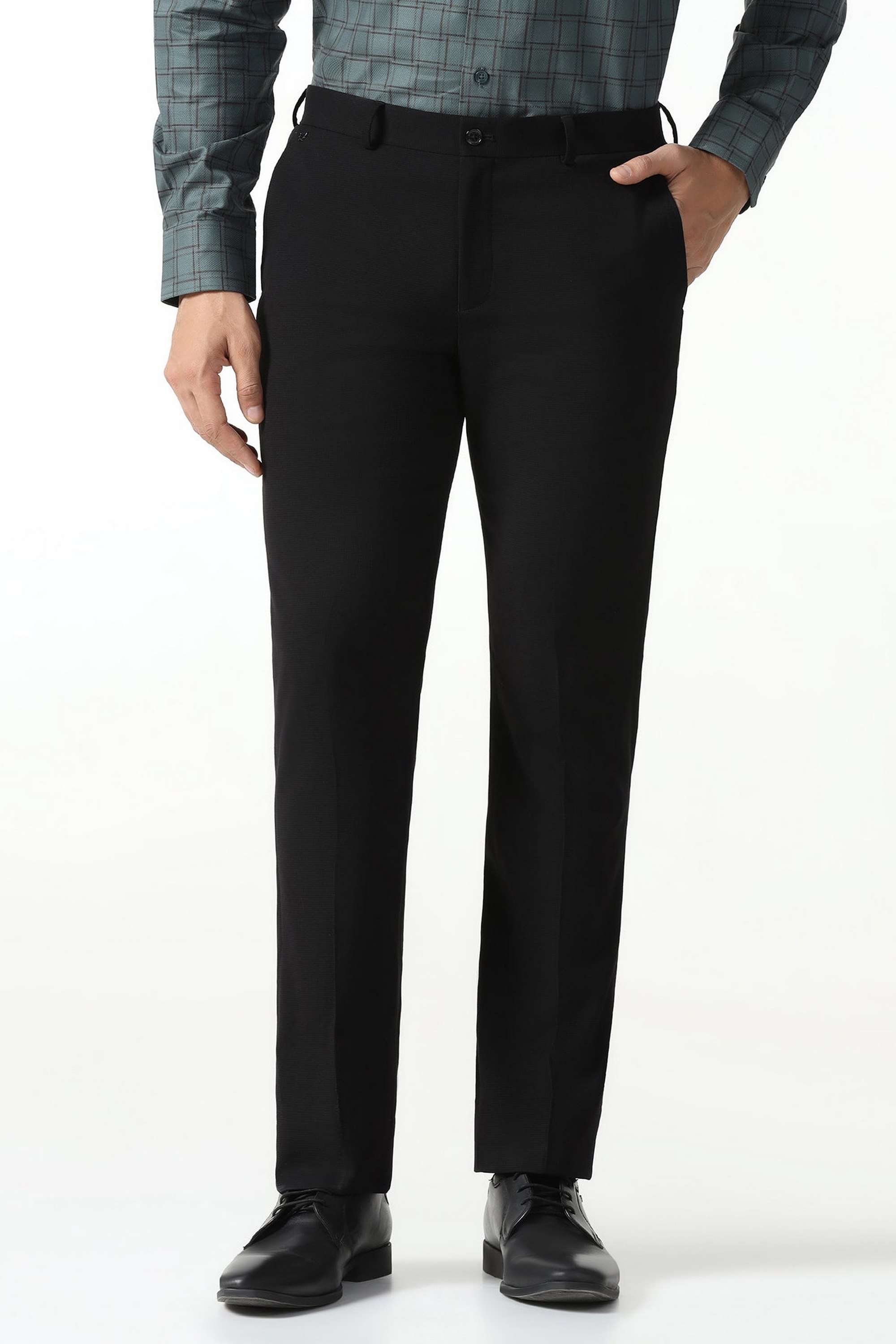 Solid-Blended-Slim-Fit-Men-s-Trousers