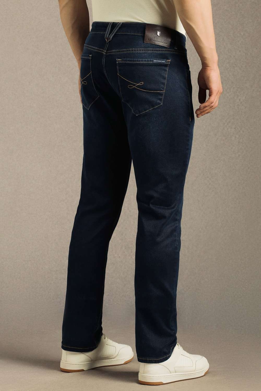 Solid-Polyester-Blend-Regular-Fit-Men-s-Jeans