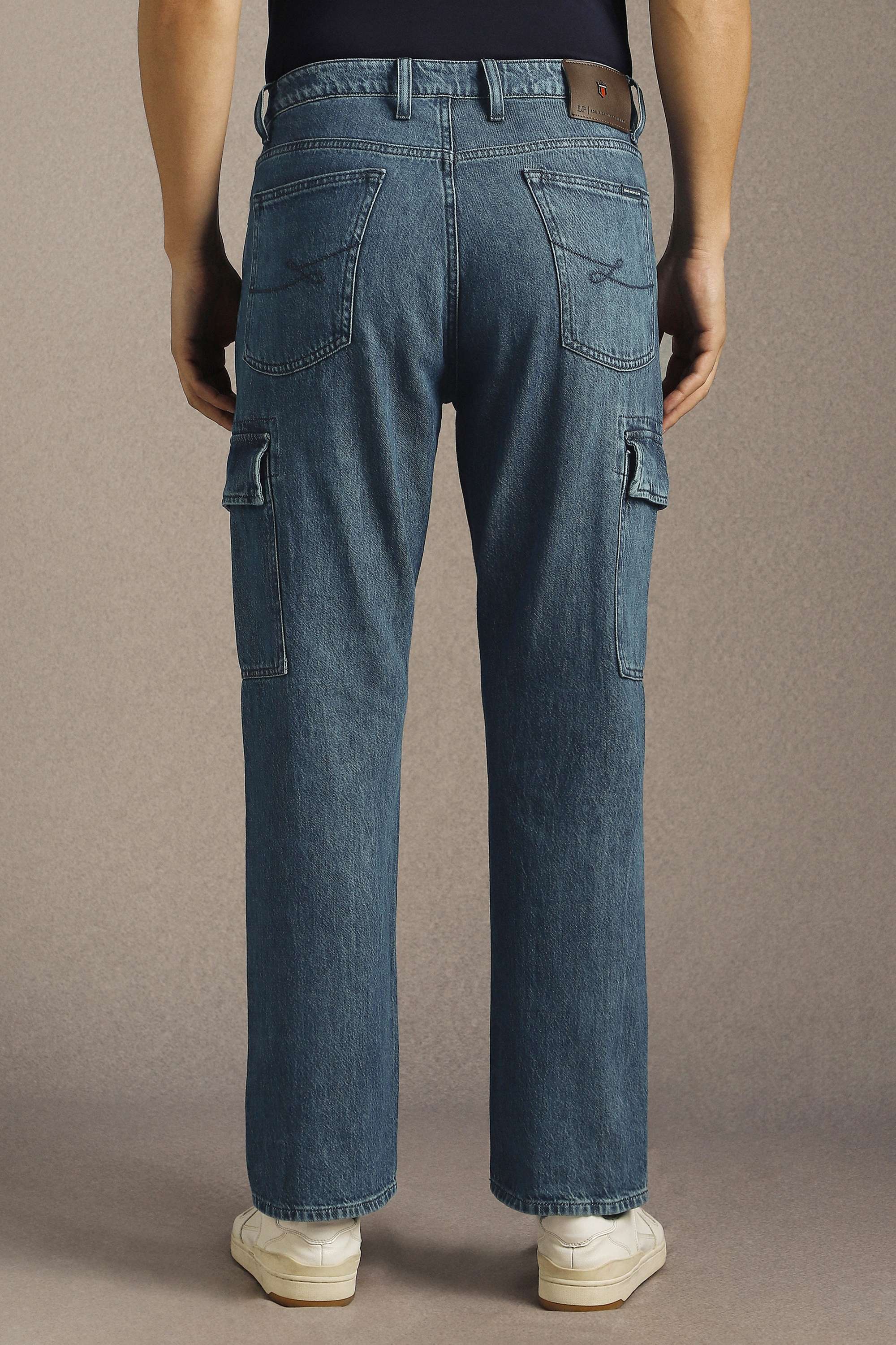 Light-Wash-Cotton-Blend-Bootcut-Fit-Men-s-Jeans