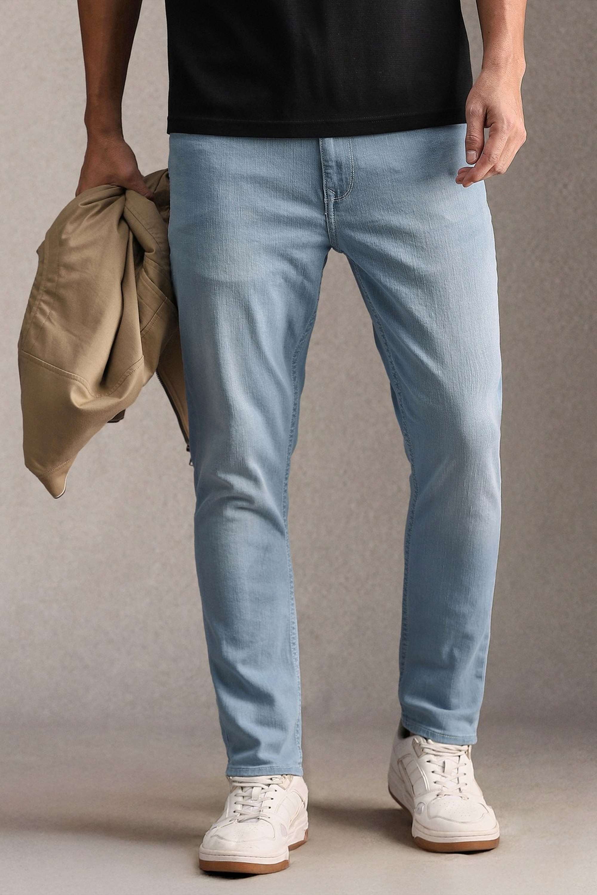 Light-Wash-Cotton-Blend-Regular-Fit-Men-s-Jeans