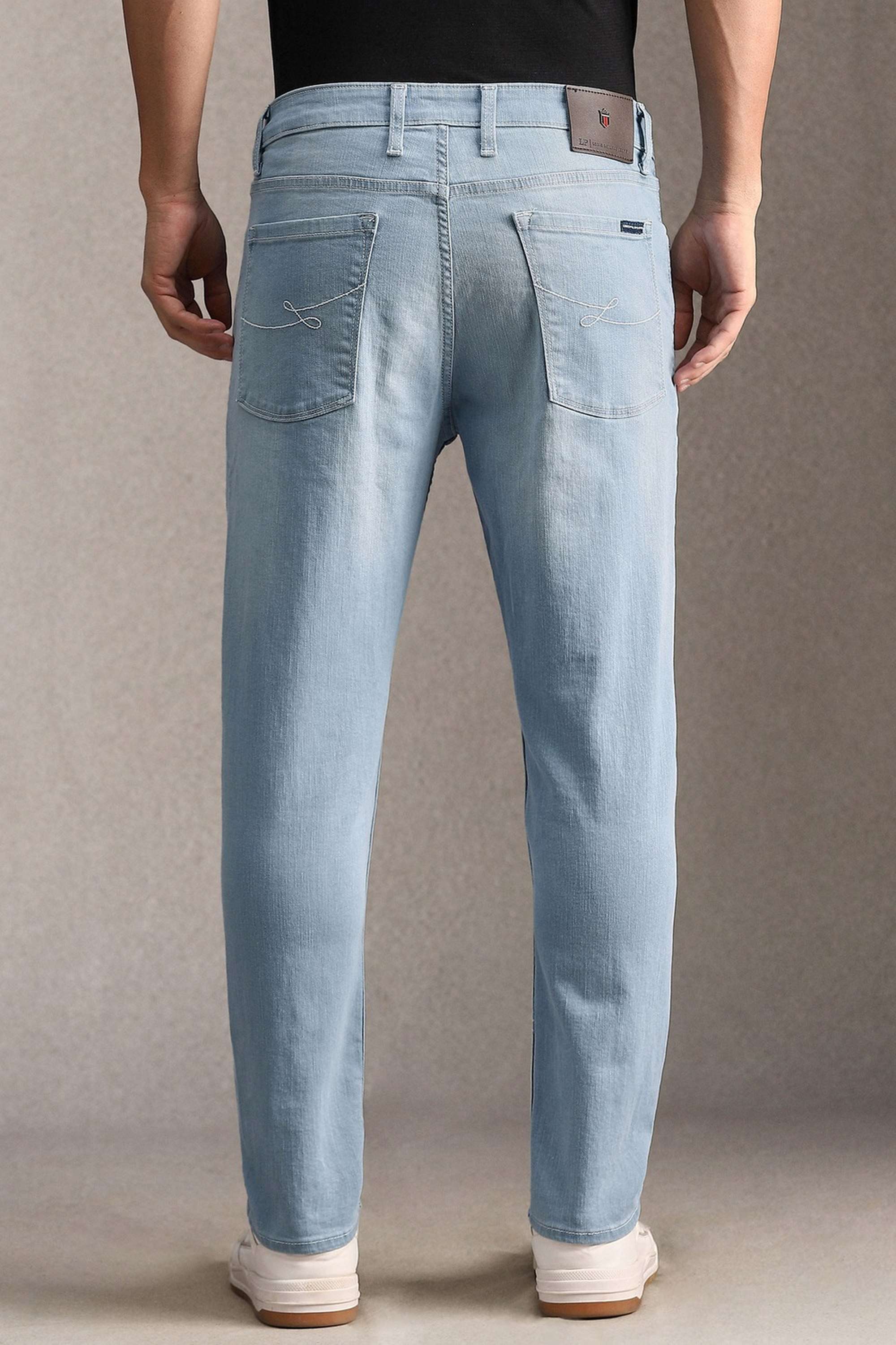 Light-Wash-Cotton-Blend-Regular-Fit-Men-s-Jeans