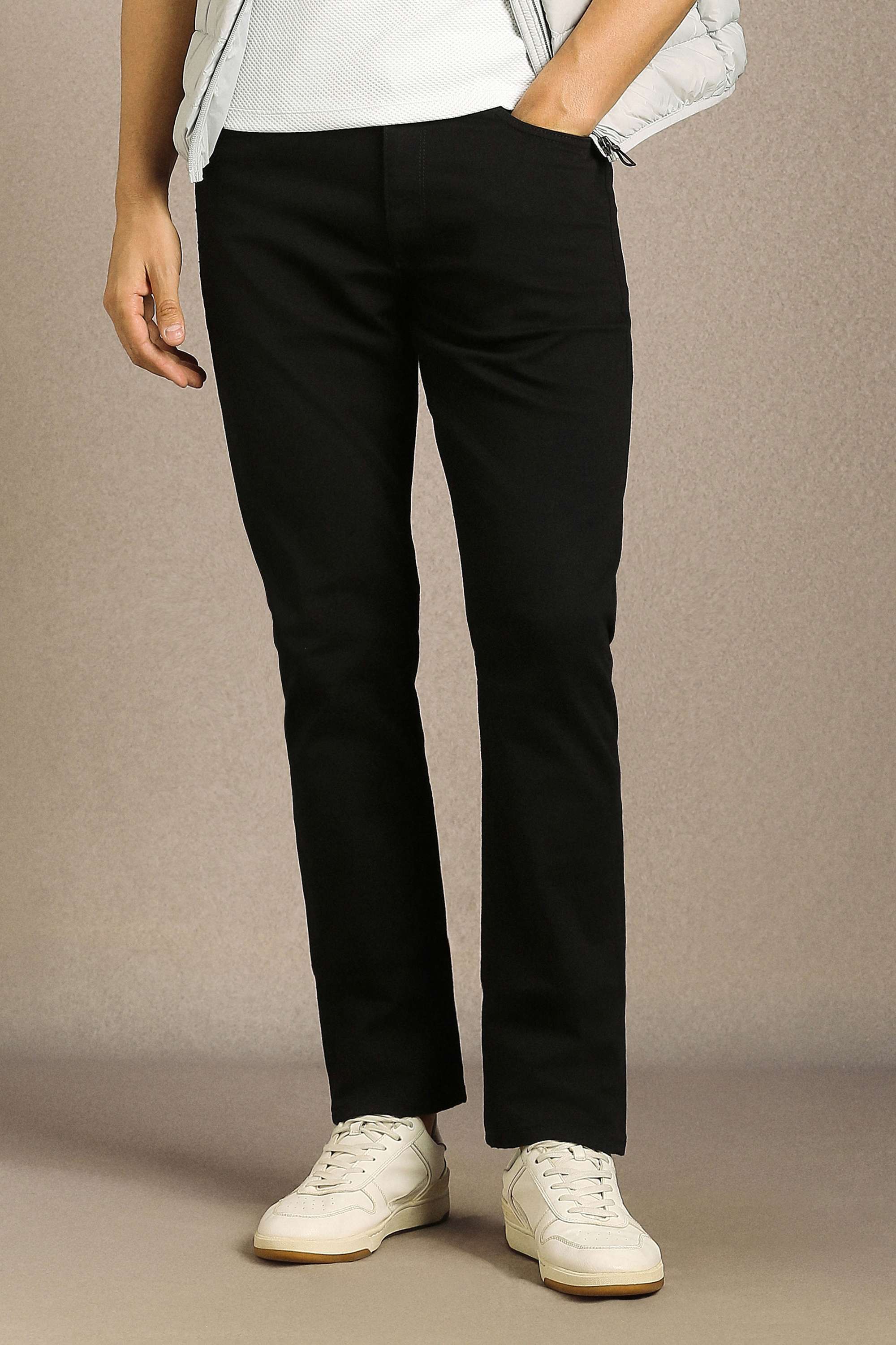 Solid-Cotton-Blend-Slim-Fit-Men-s-Jeans