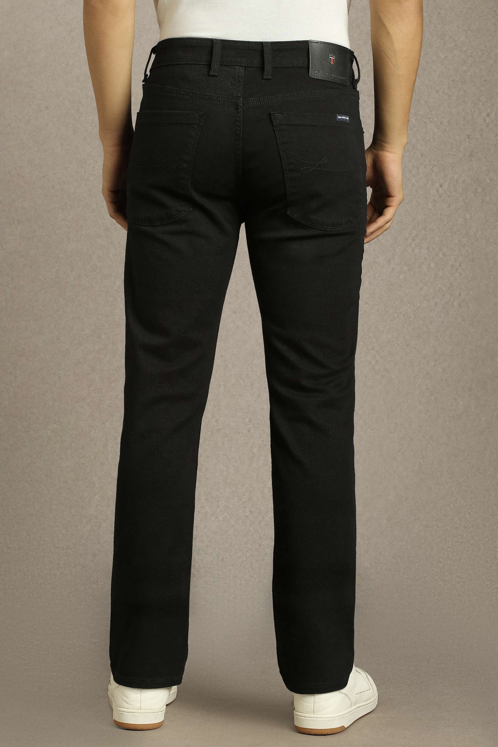 Light-Wash-Cotton-Blend-Slim-Fit-Men-s-Jeans