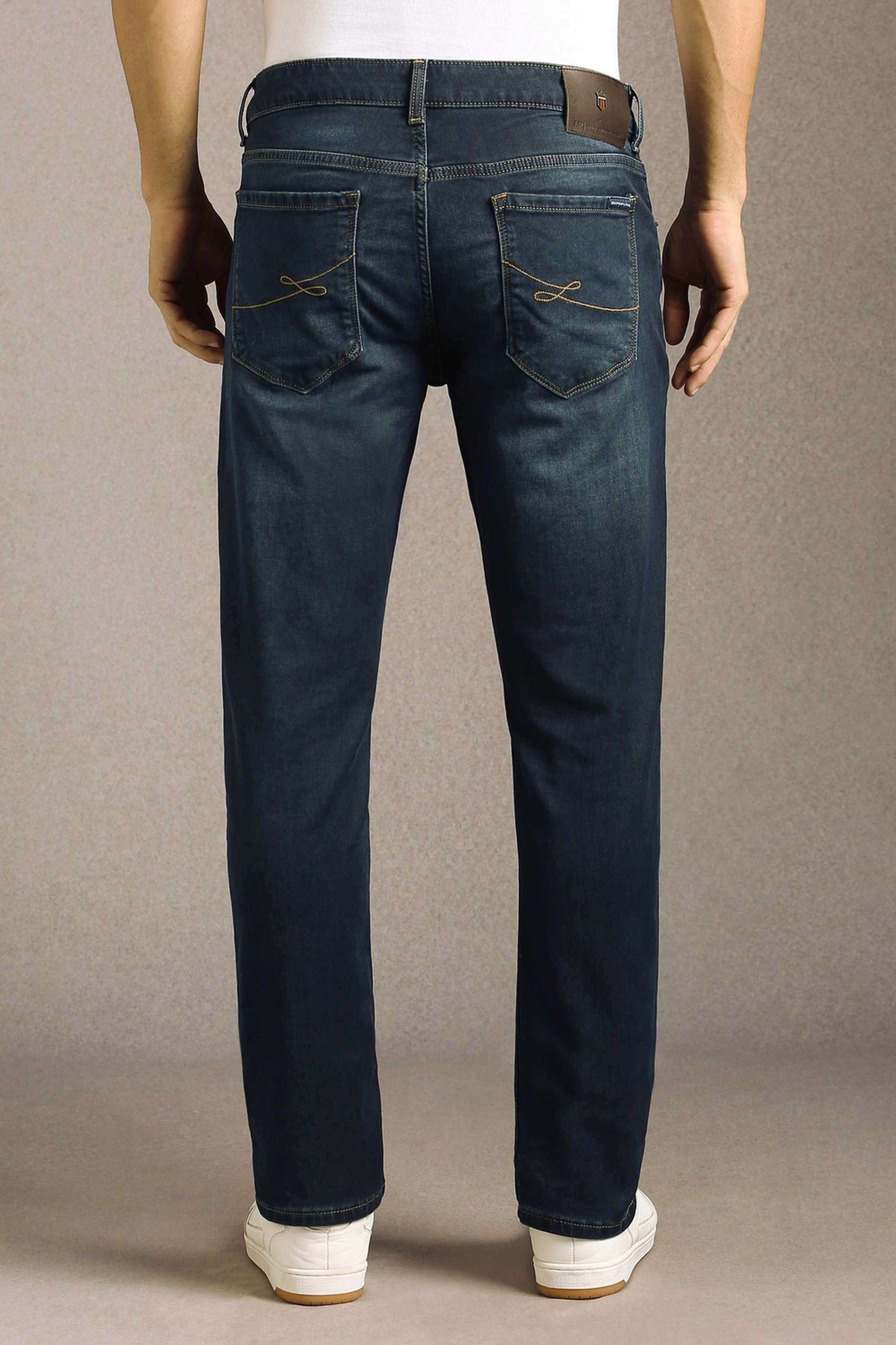 Solid-Cotton-Blend-Slim-Fit-Men-s-Jeans
