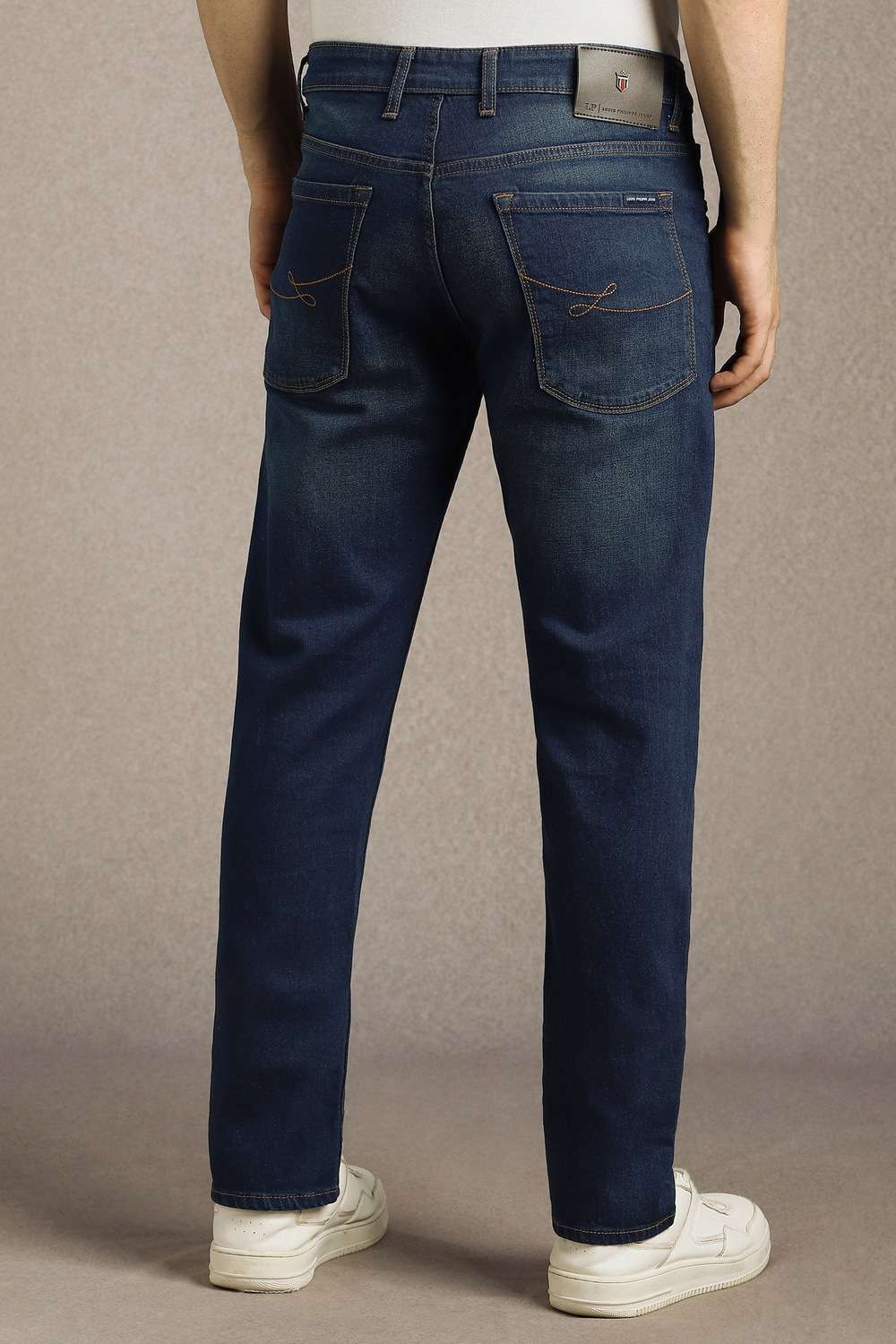 Light-Wash-Cotton-Blend-Slim-Fit-Men-s-Jeans