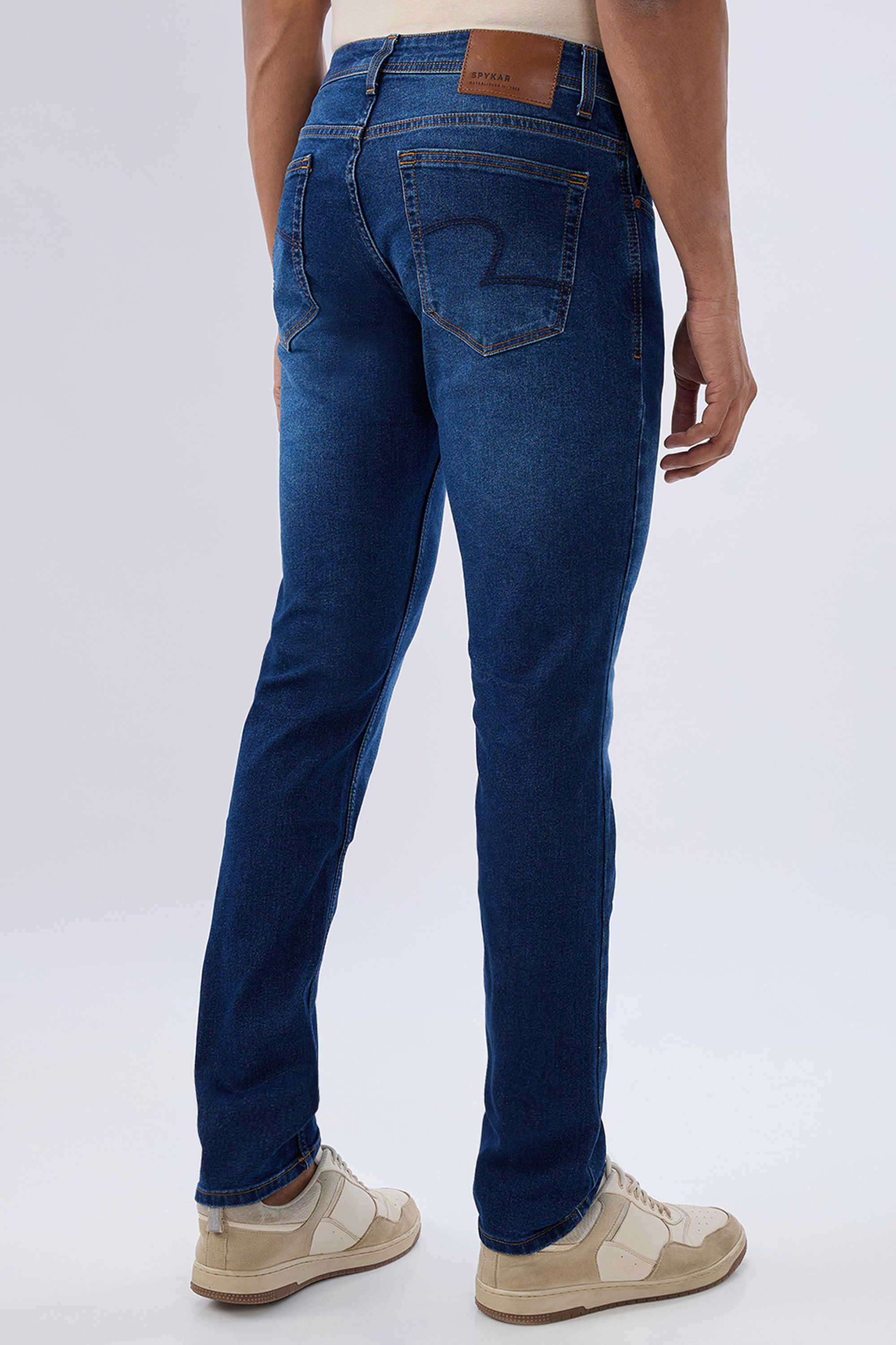 Dark-Wash-Cotton-Relaxed-Fit-Men-Jeans