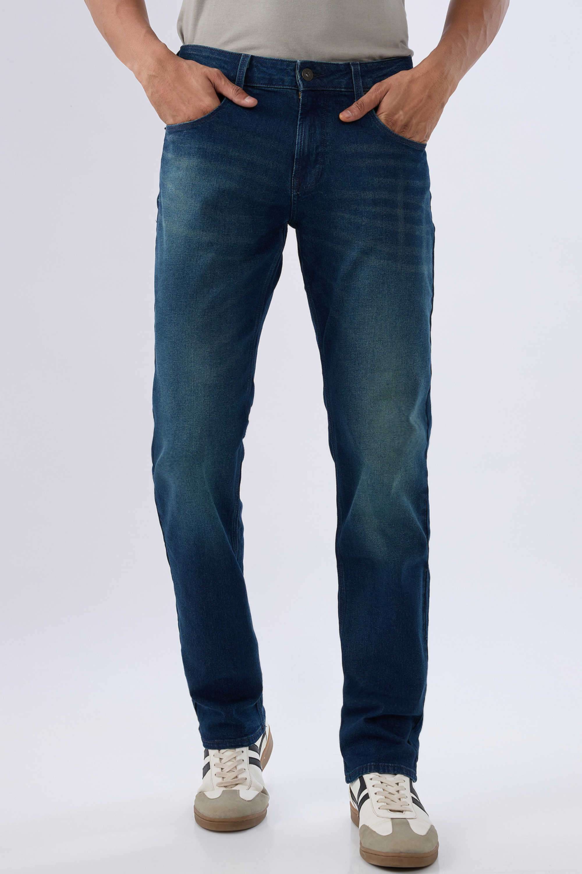 Light-Wash-Cotton-Relaxed-Fit-Men-Jeans