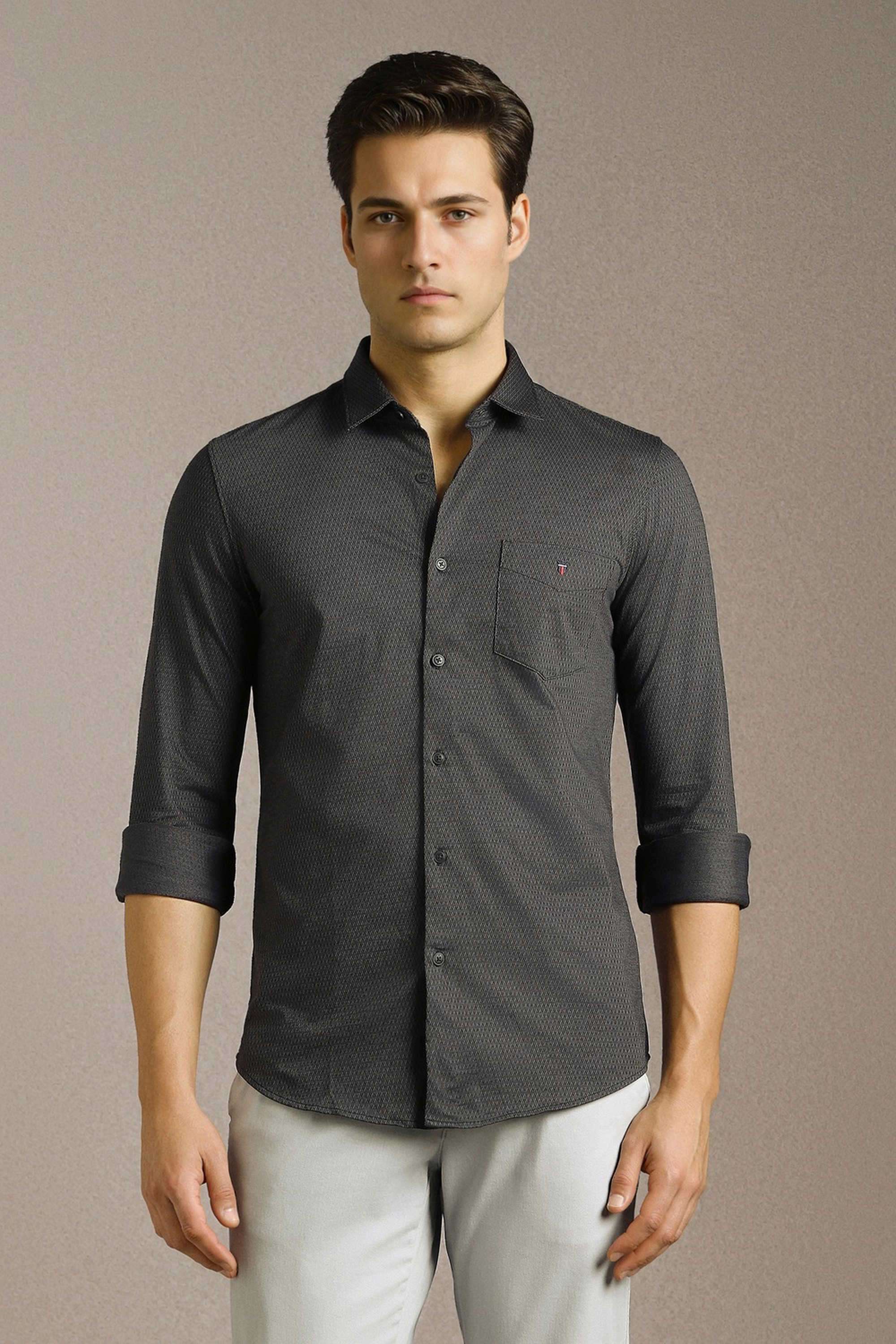 Textured-Cotton-Slim-Fit-Men-Casual-Wear-Shirt