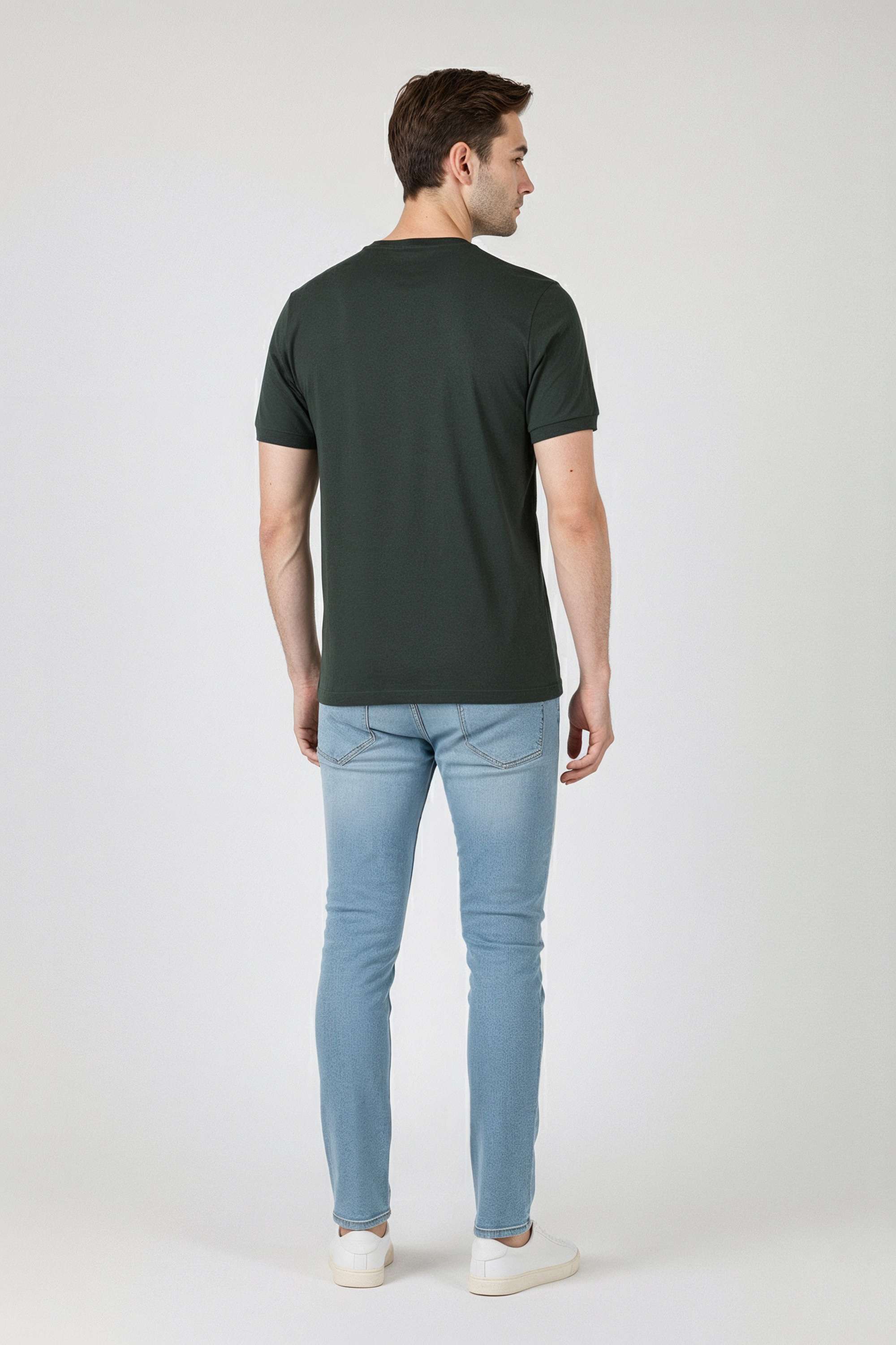 Solid-Blended-Fabric-Regular-Fit-Men-s-T-Shirt
