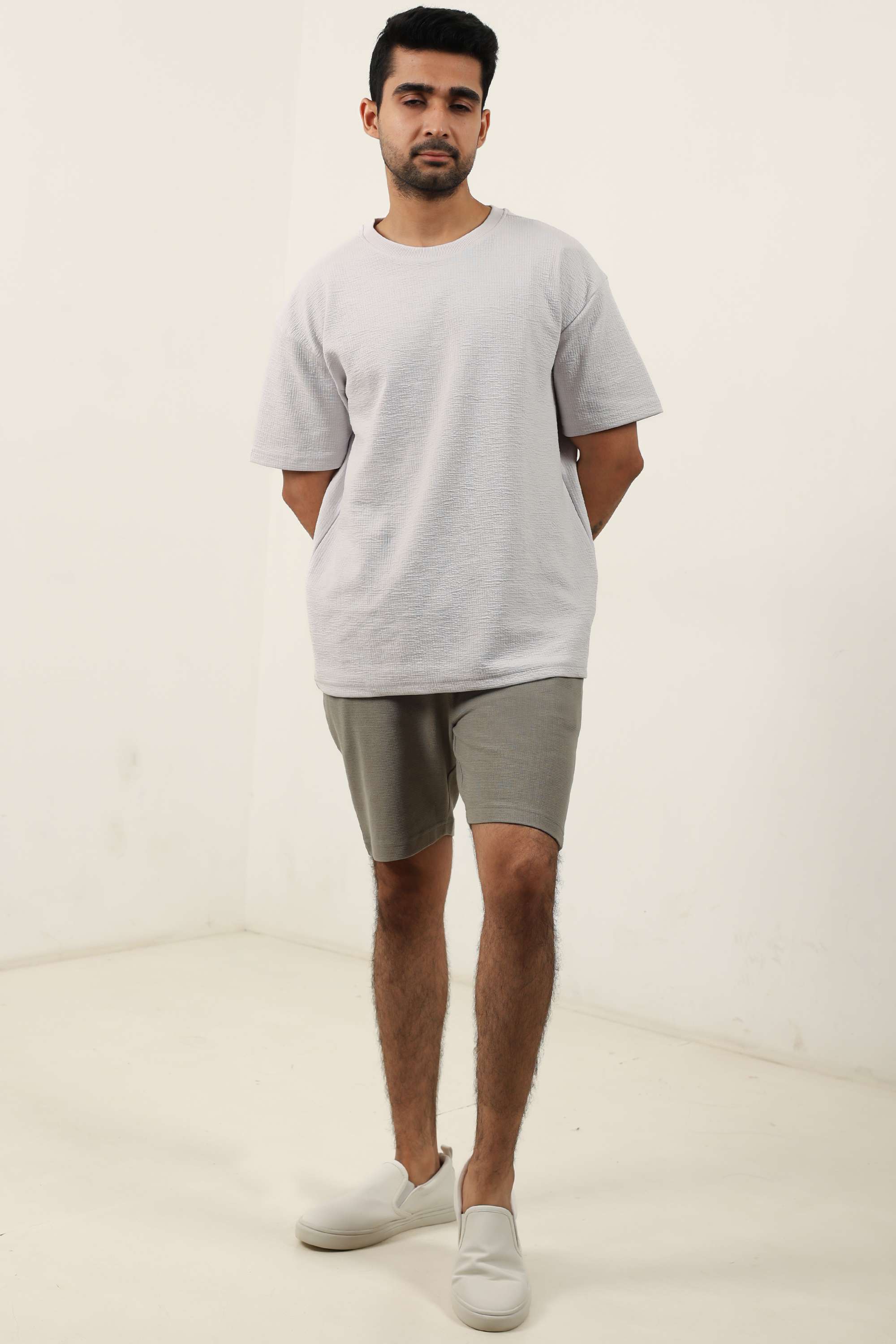 Textured-Cotton-Blend-Regular-Fit-Men-s-Shorts