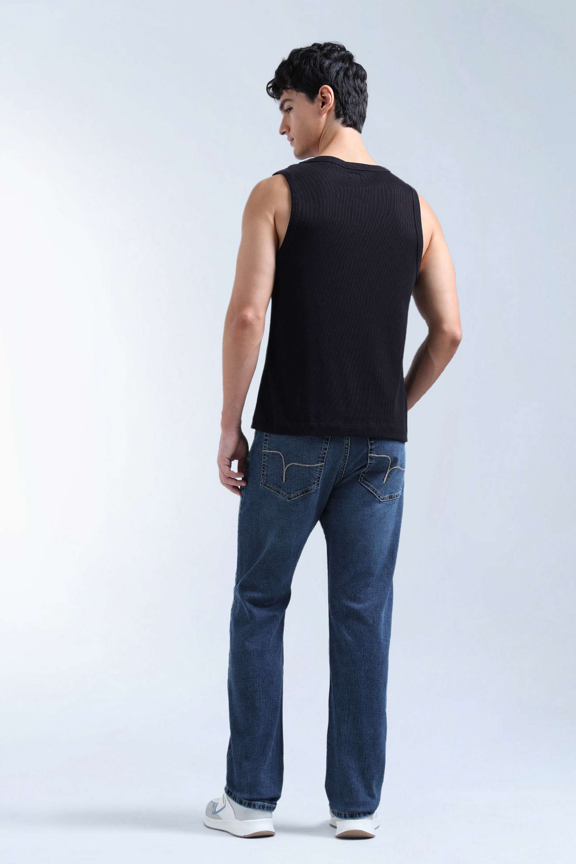 Solid-Blended-Straight-Fit-Men-s-Jeans