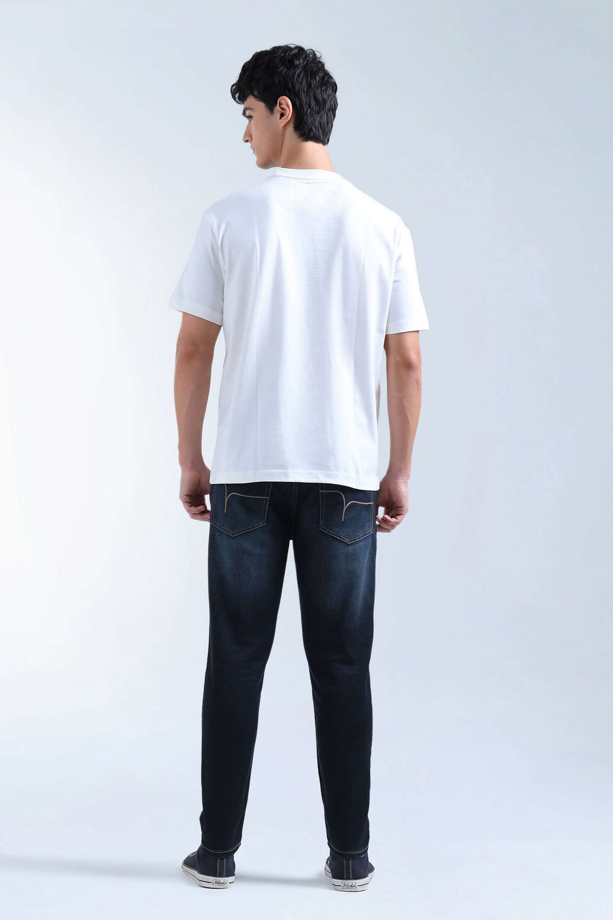 Solid-Cotton-Blend-Tapered-Fit-Men-s-Jeans