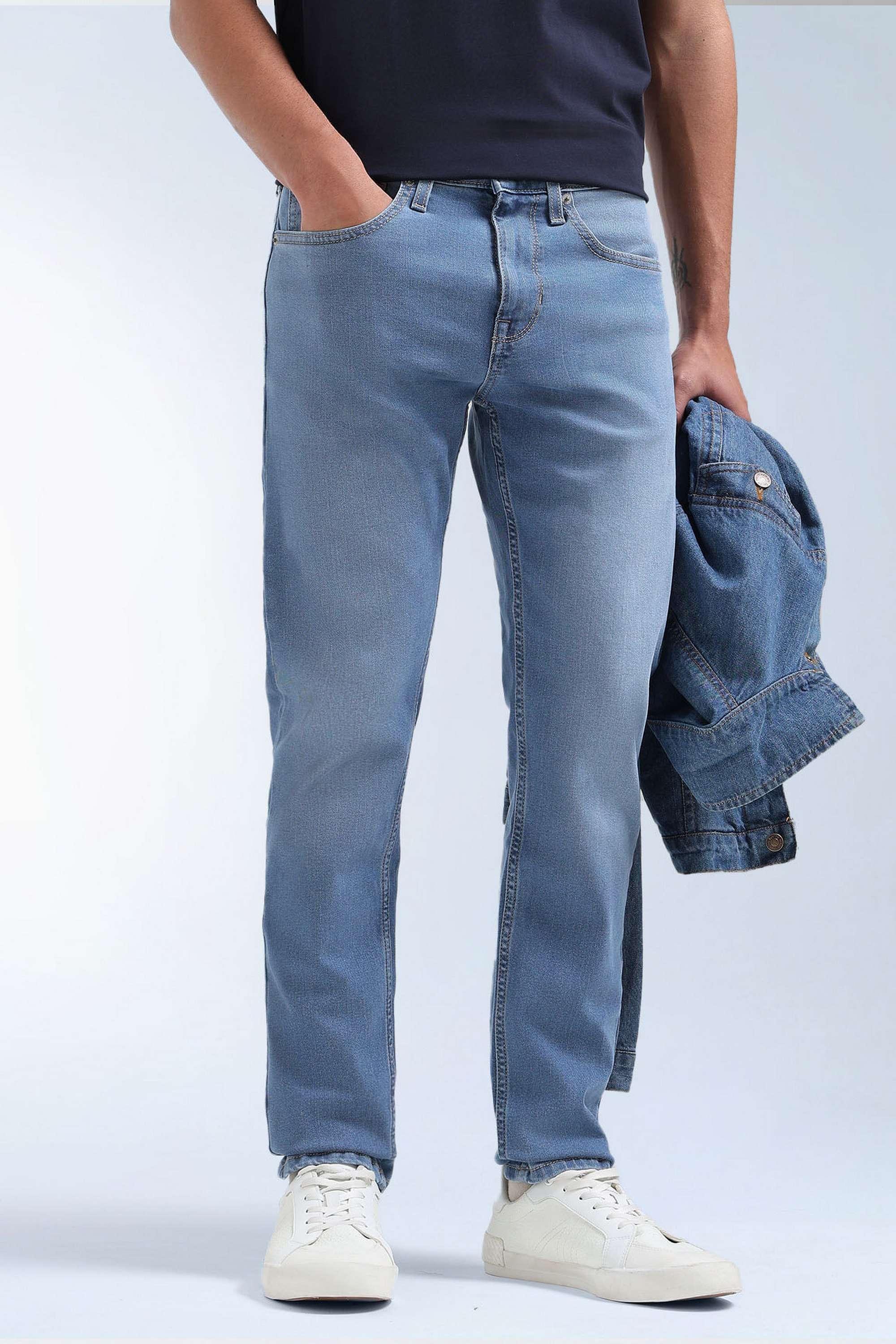 Solid-Blended-Tapered-Fit-Men-s-Jeans