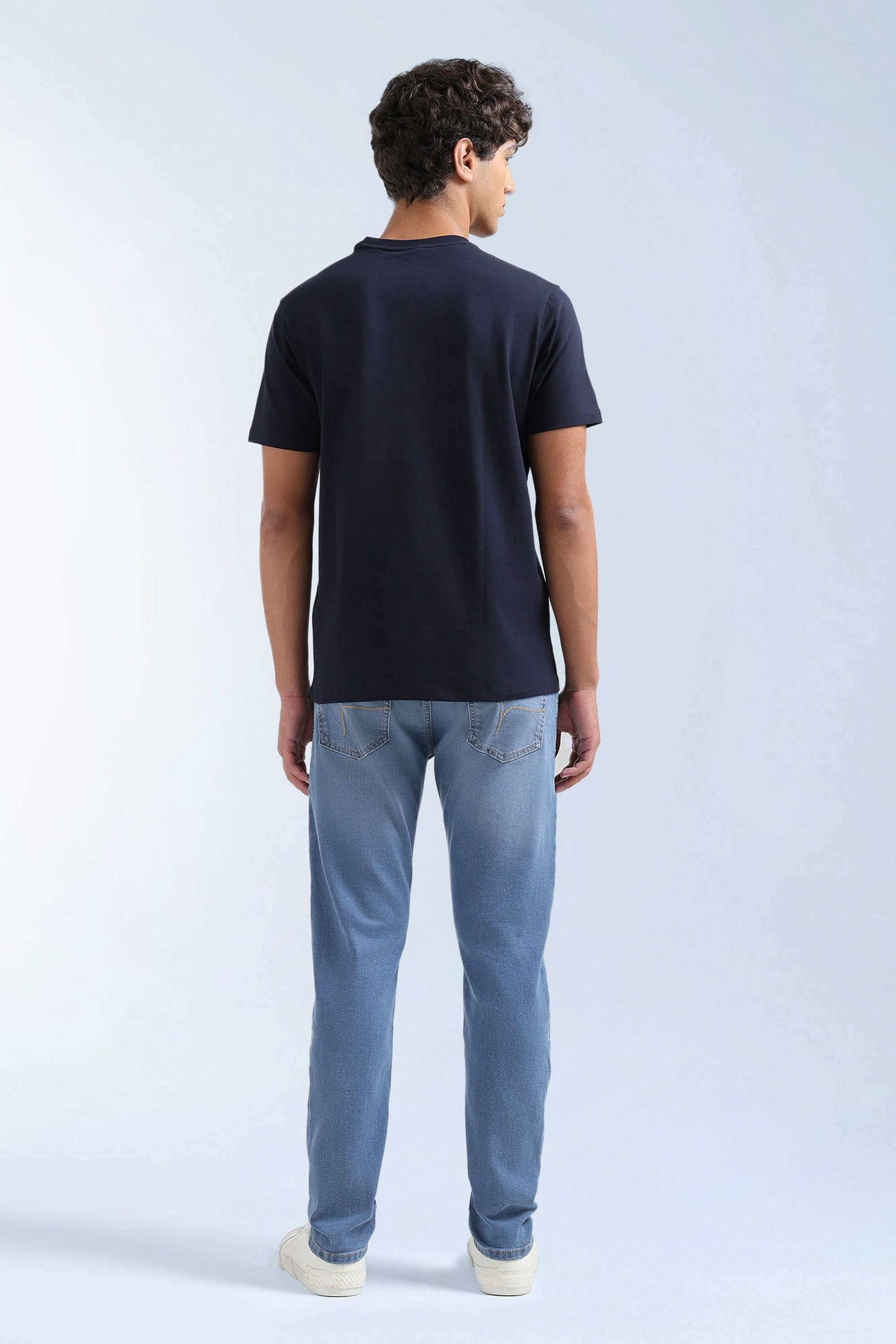 Solid-Blended-Tapered-Fit-Men-s-Jeans