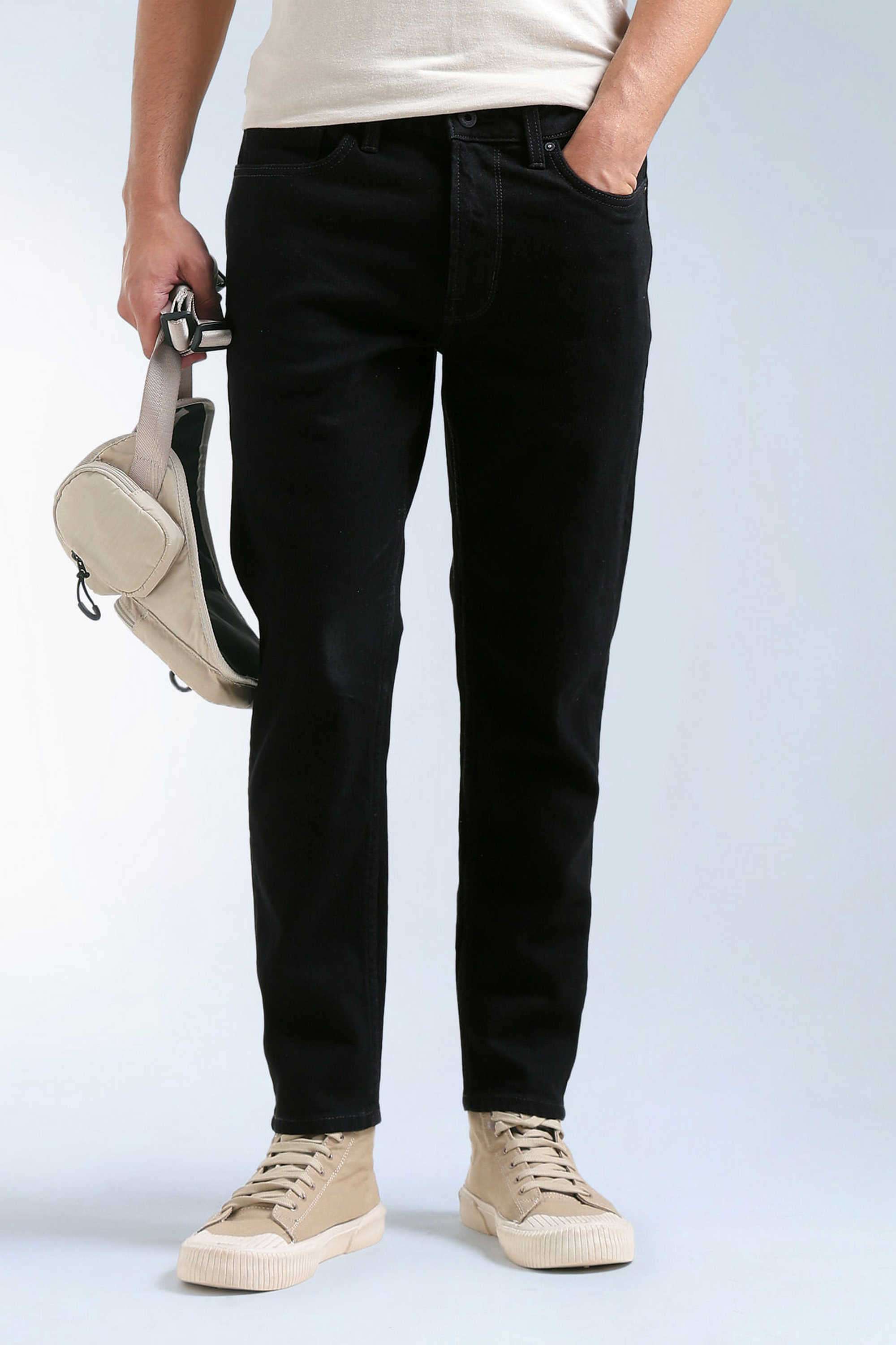 Solid-Cotton-Blend-Tapered-Fit-Men-s-Jeans