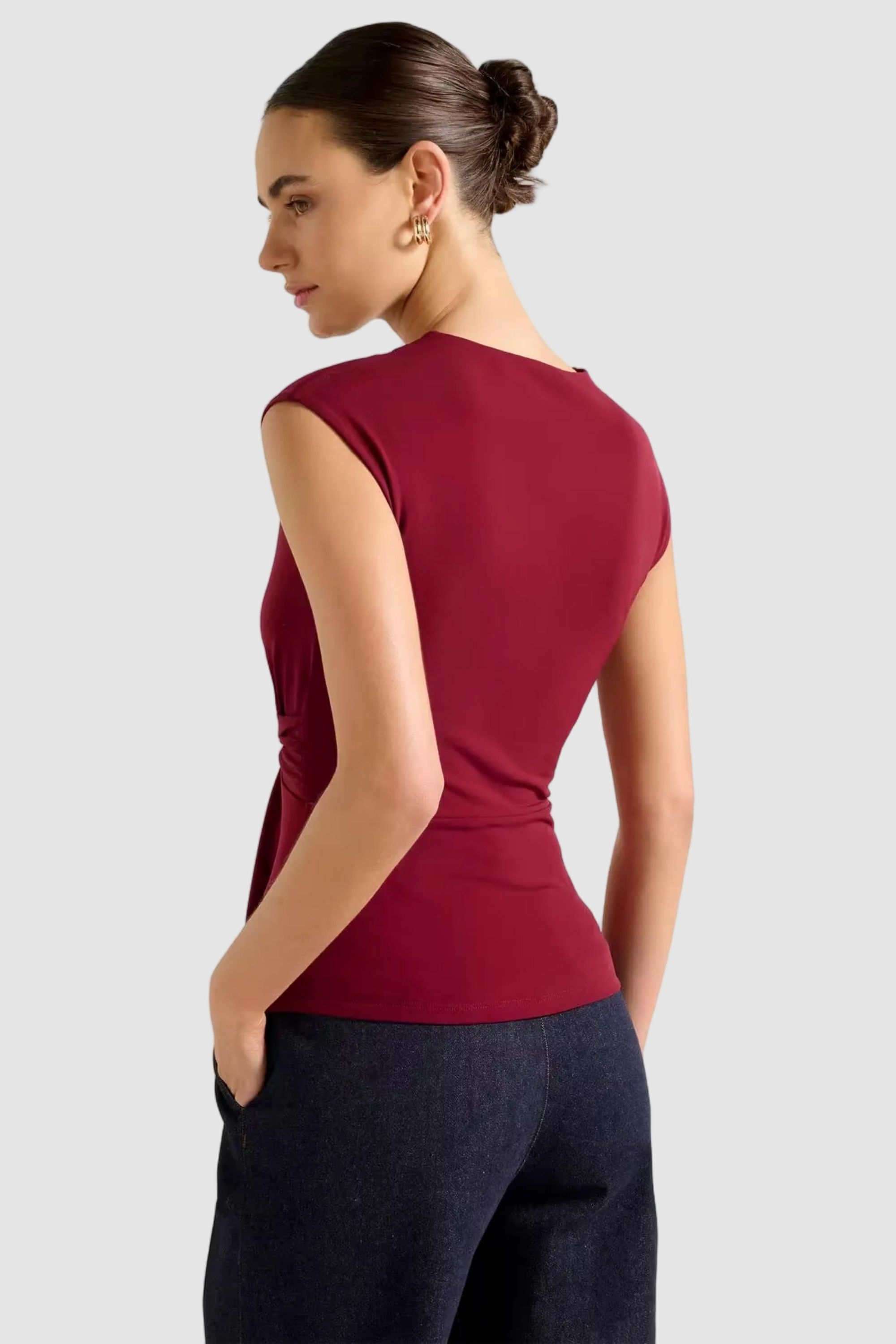 Solid-Emma-Twist-Front-Top