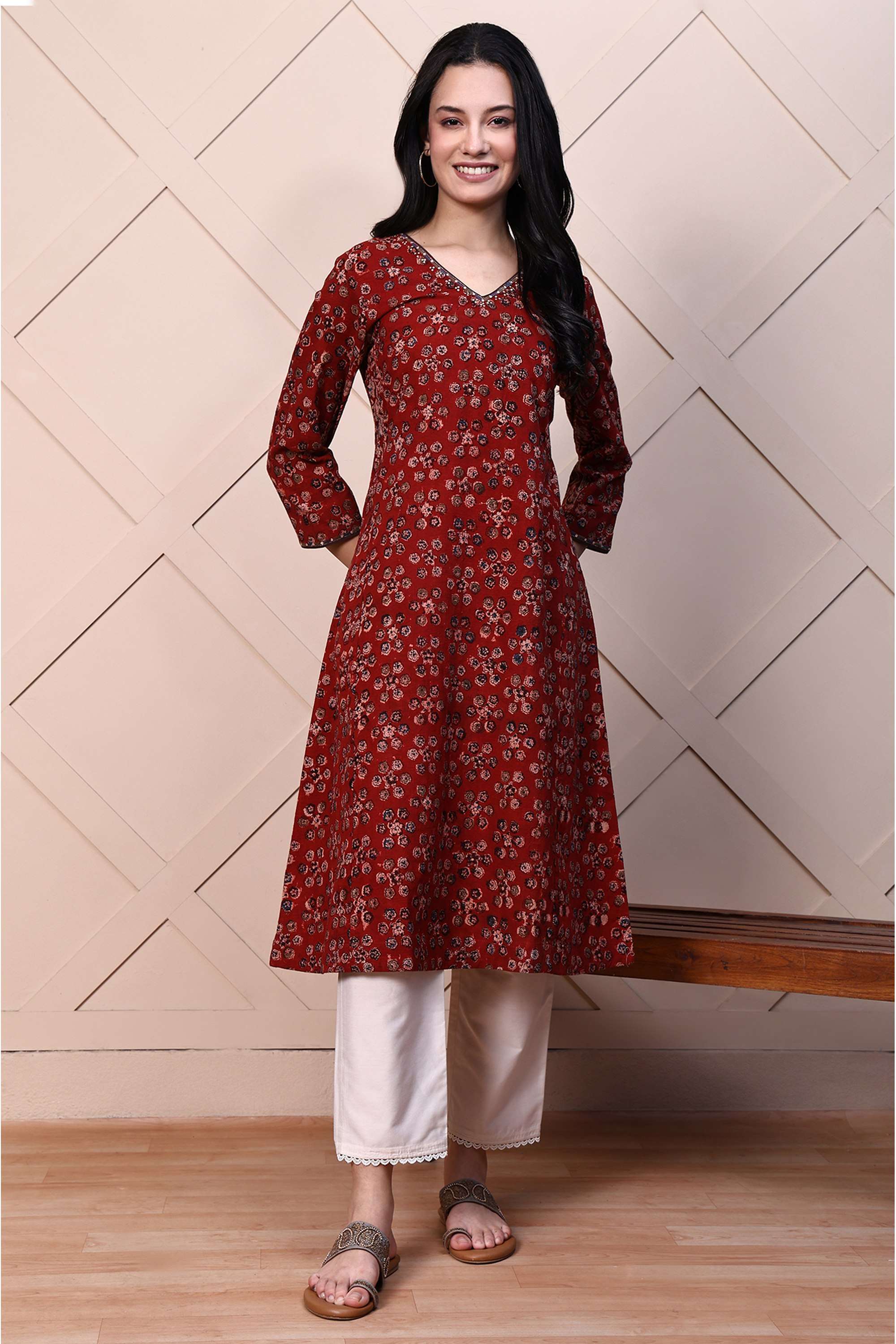 Printed-Cotton-V-Neck-Women-s-Fusion-Wear-Kurta