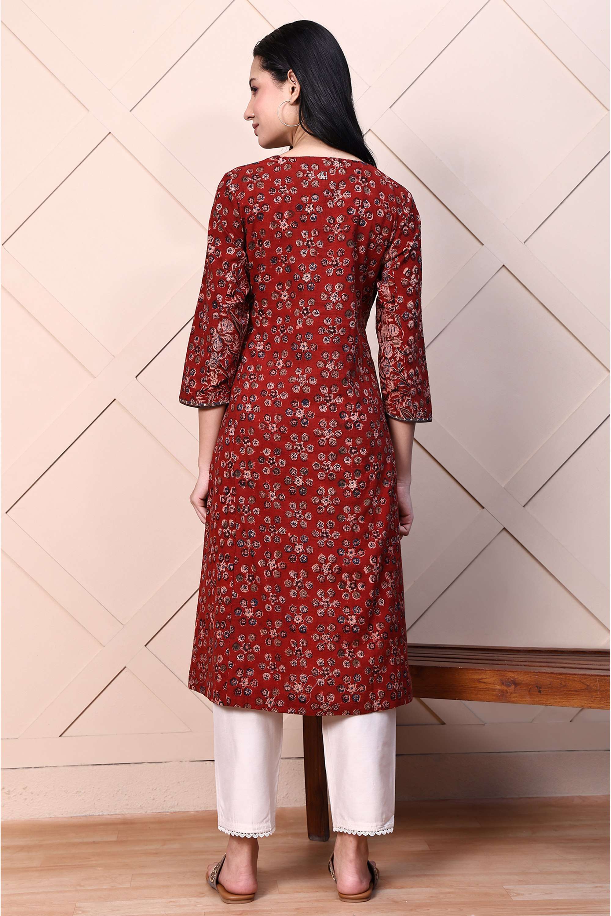 Printed-Cotton-V-Neck-Women-s-Fusion-Wear-Kurta