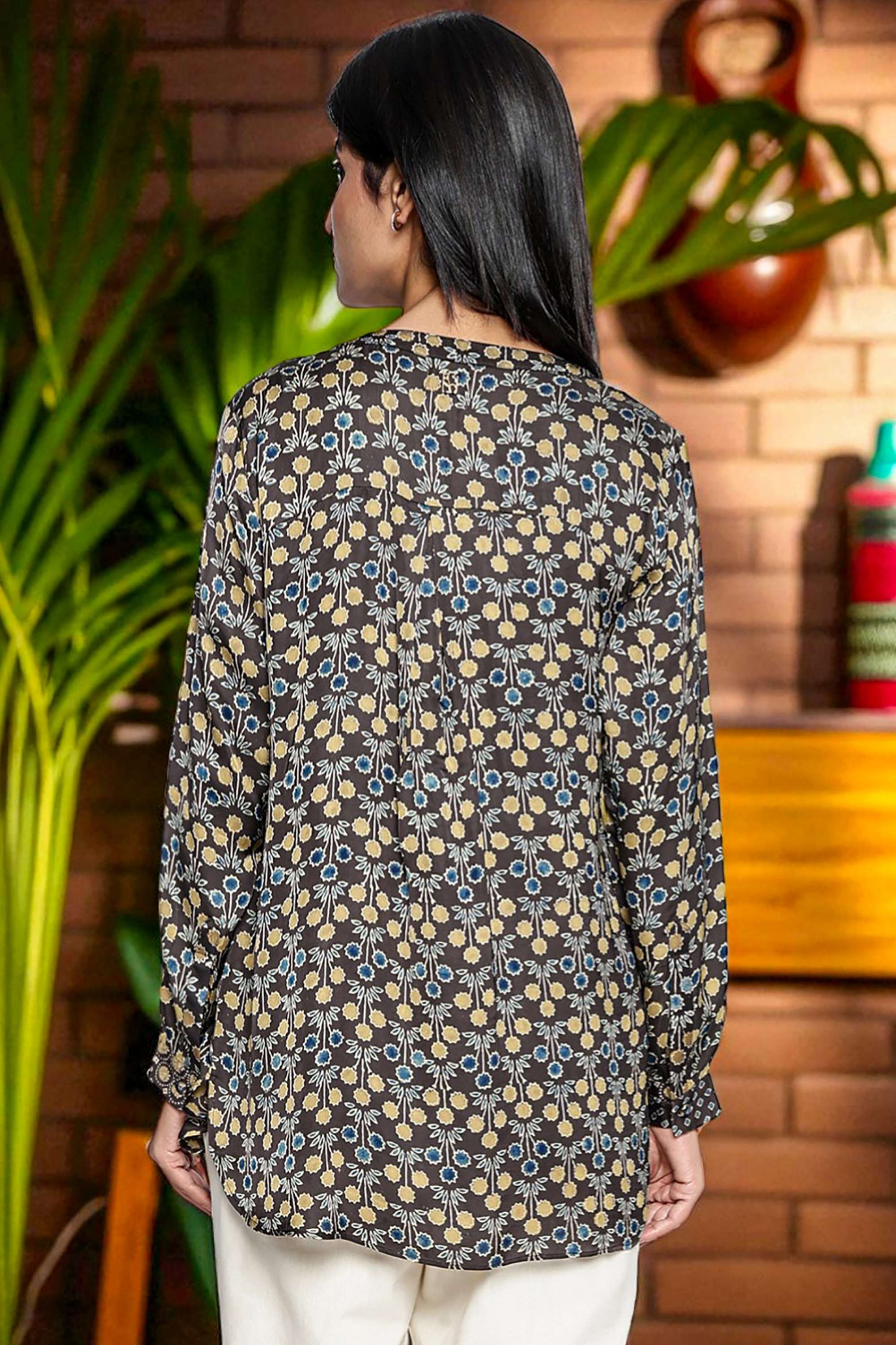 Printed-Satin-Round-Neck-Women-s-Top