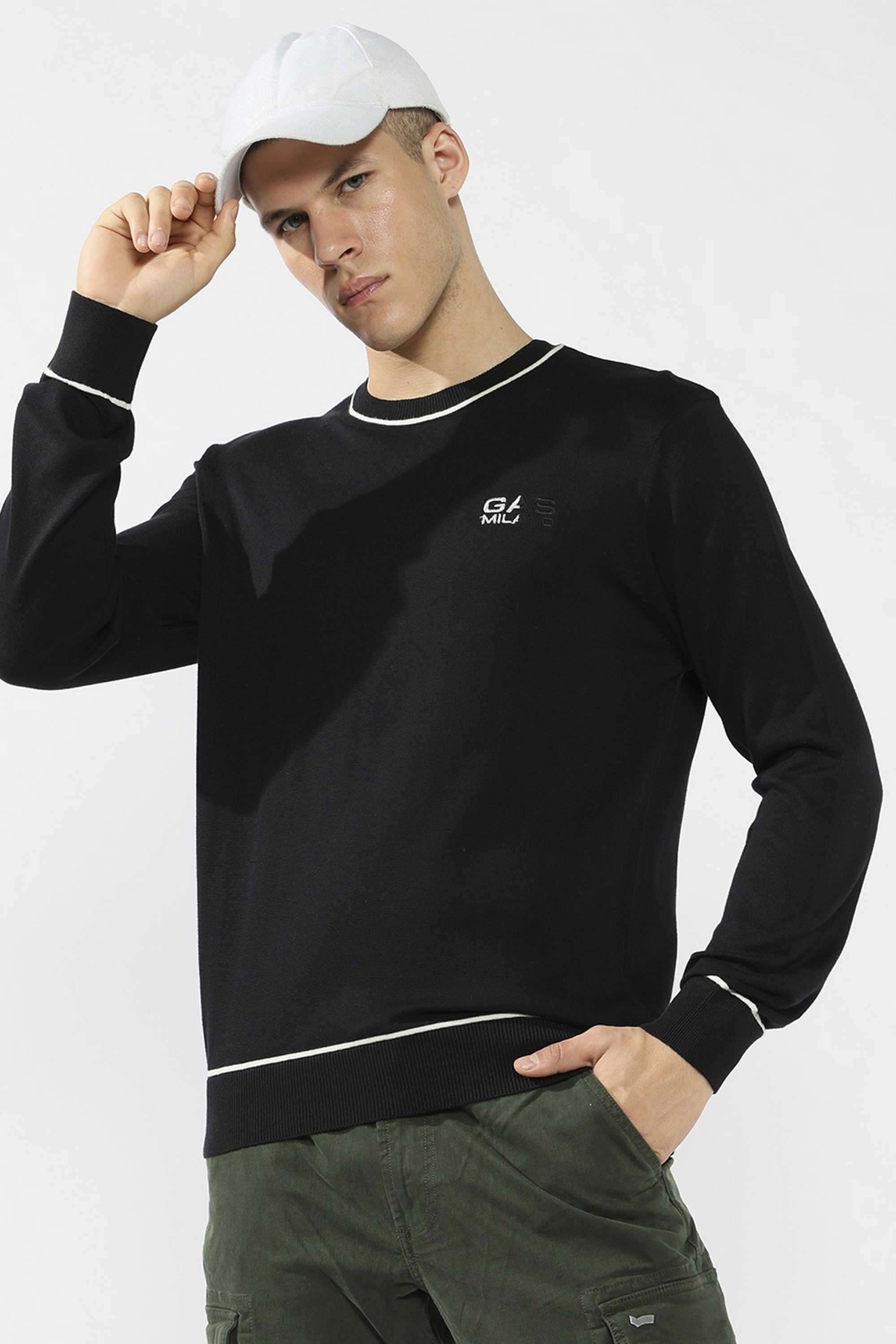 Solid-Cotton-Regular-Fit-Men-Sweatshirt