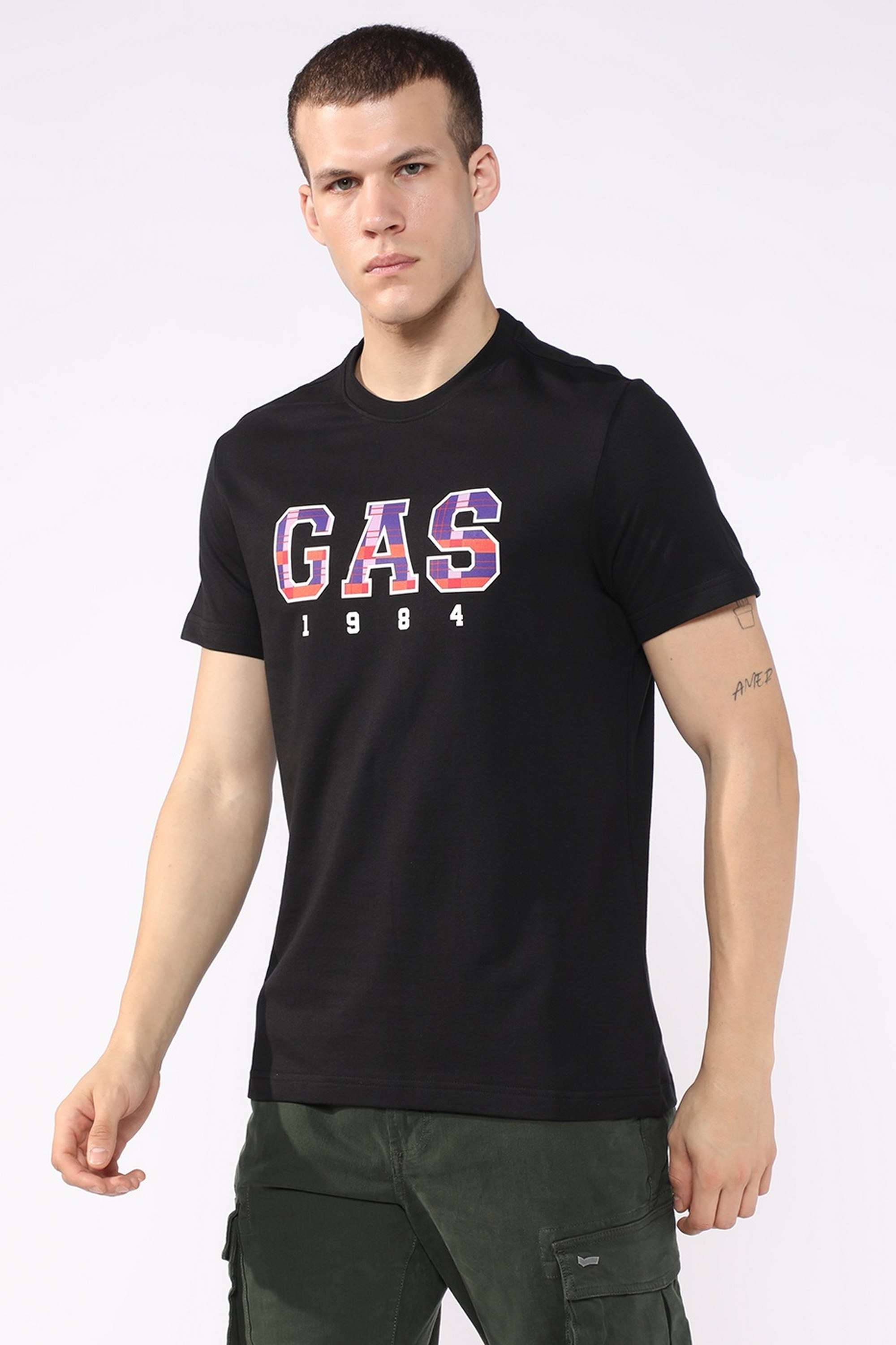 Printed-Cotton-Henley-Men-s-T-Shirt