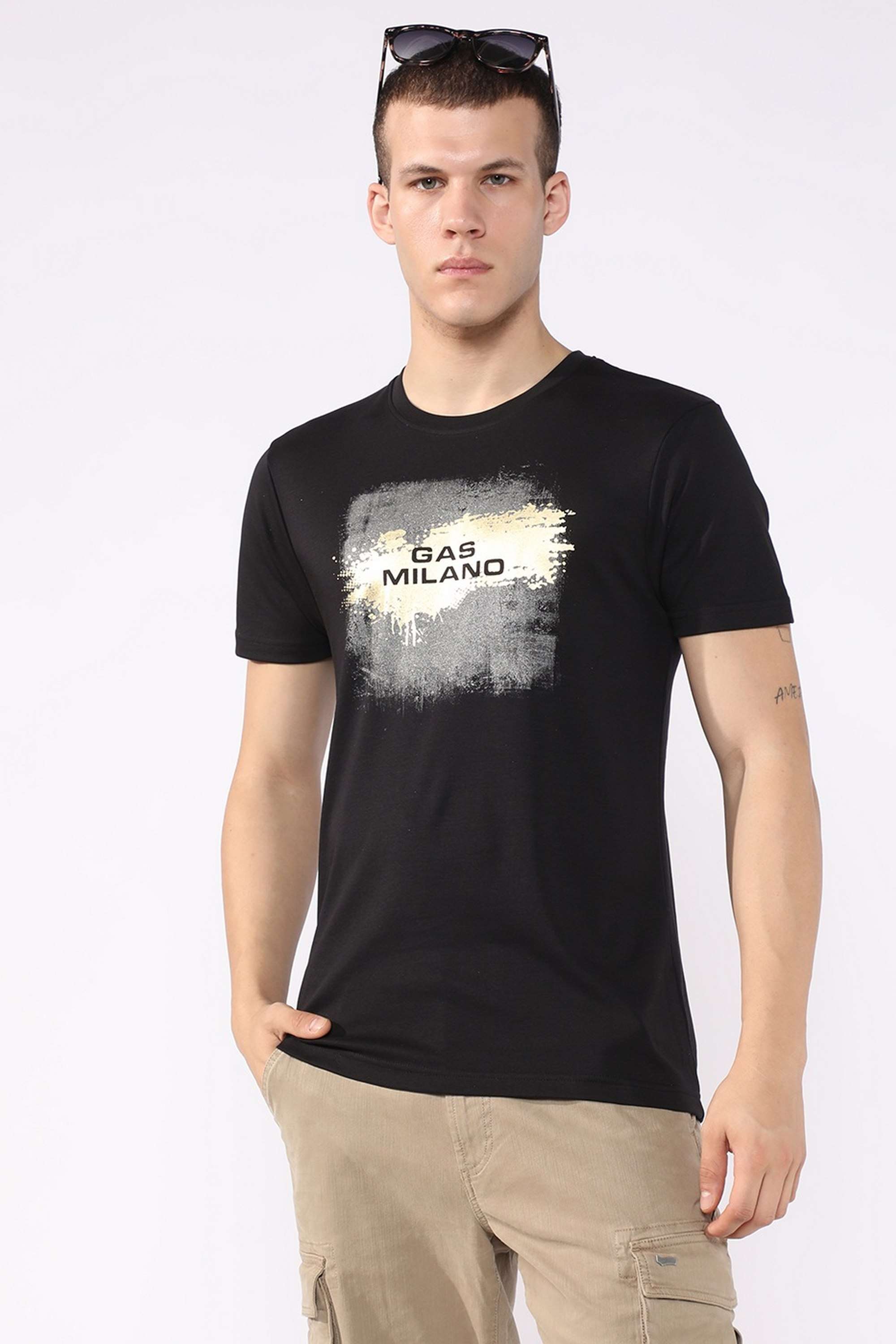 Printed-Cotton-Henley-Men-s-T-Shirt