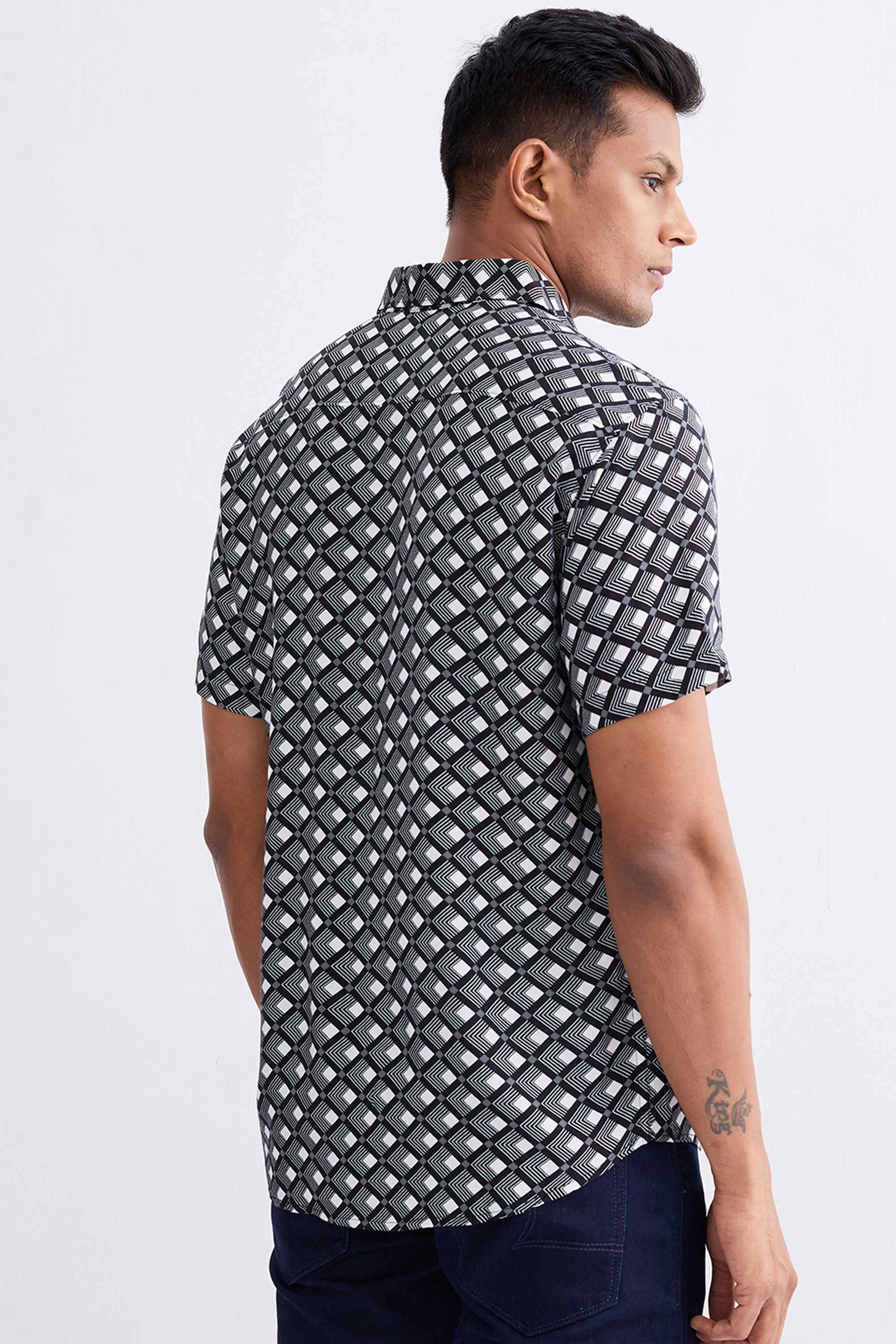 Printed-Viscose-Slim-Fit-Men-s-Casual-Shirt