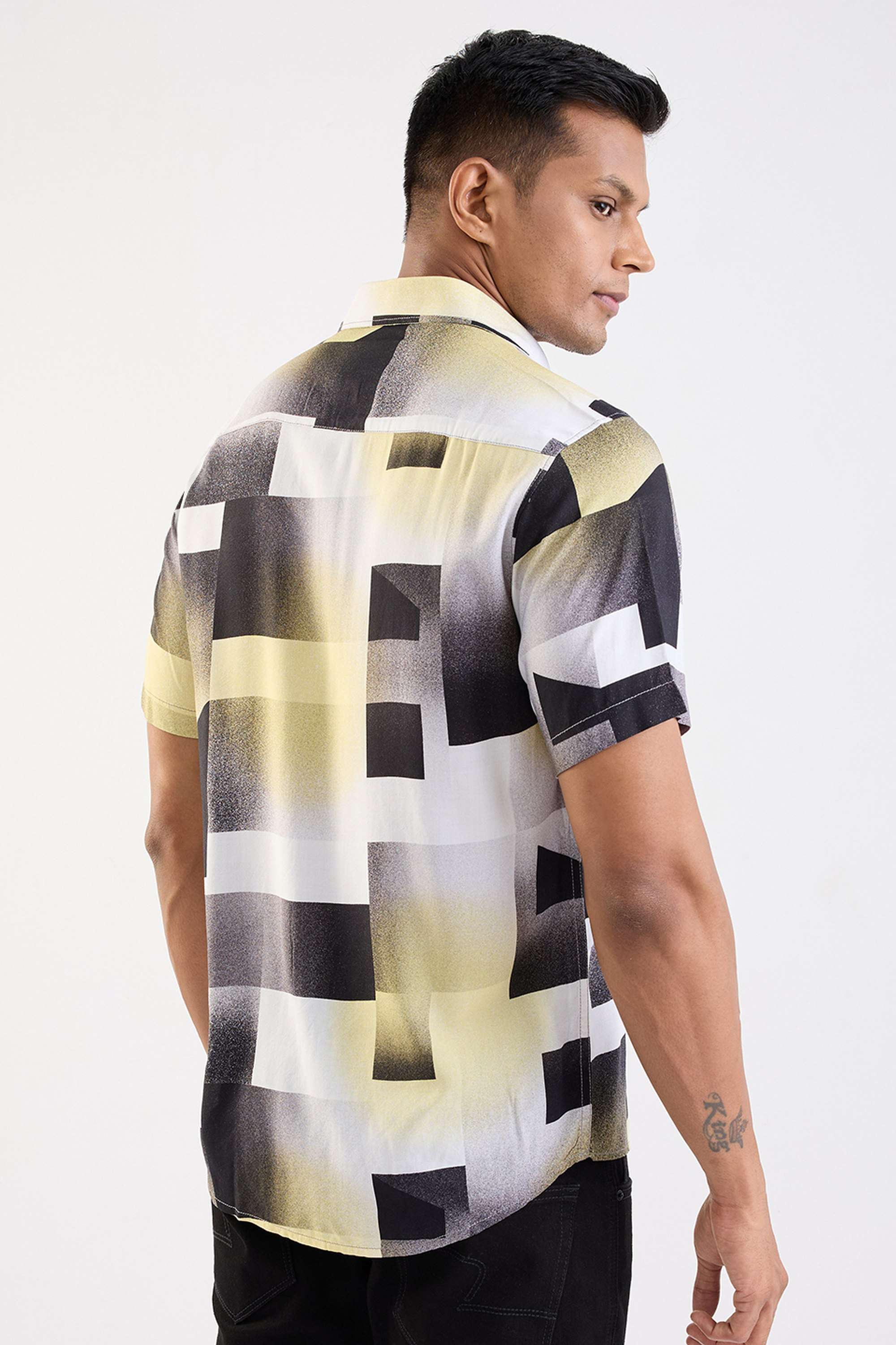 Printed-Viscose-Slim-Fit-Men-s-Casual-Shirt