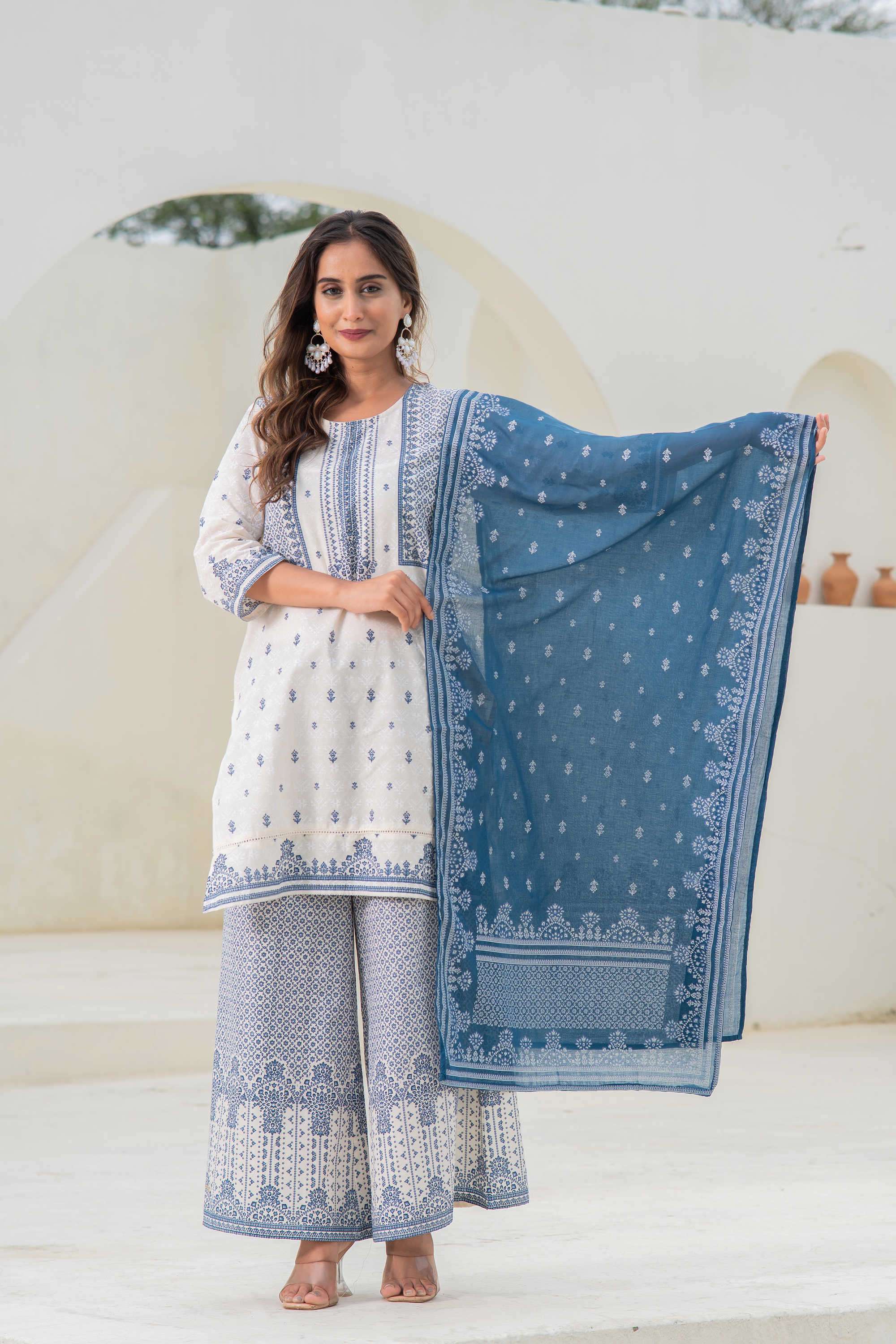 Printed-Cotton-Round-Neck-Women-s-Festive-Wear-Kurta-Set