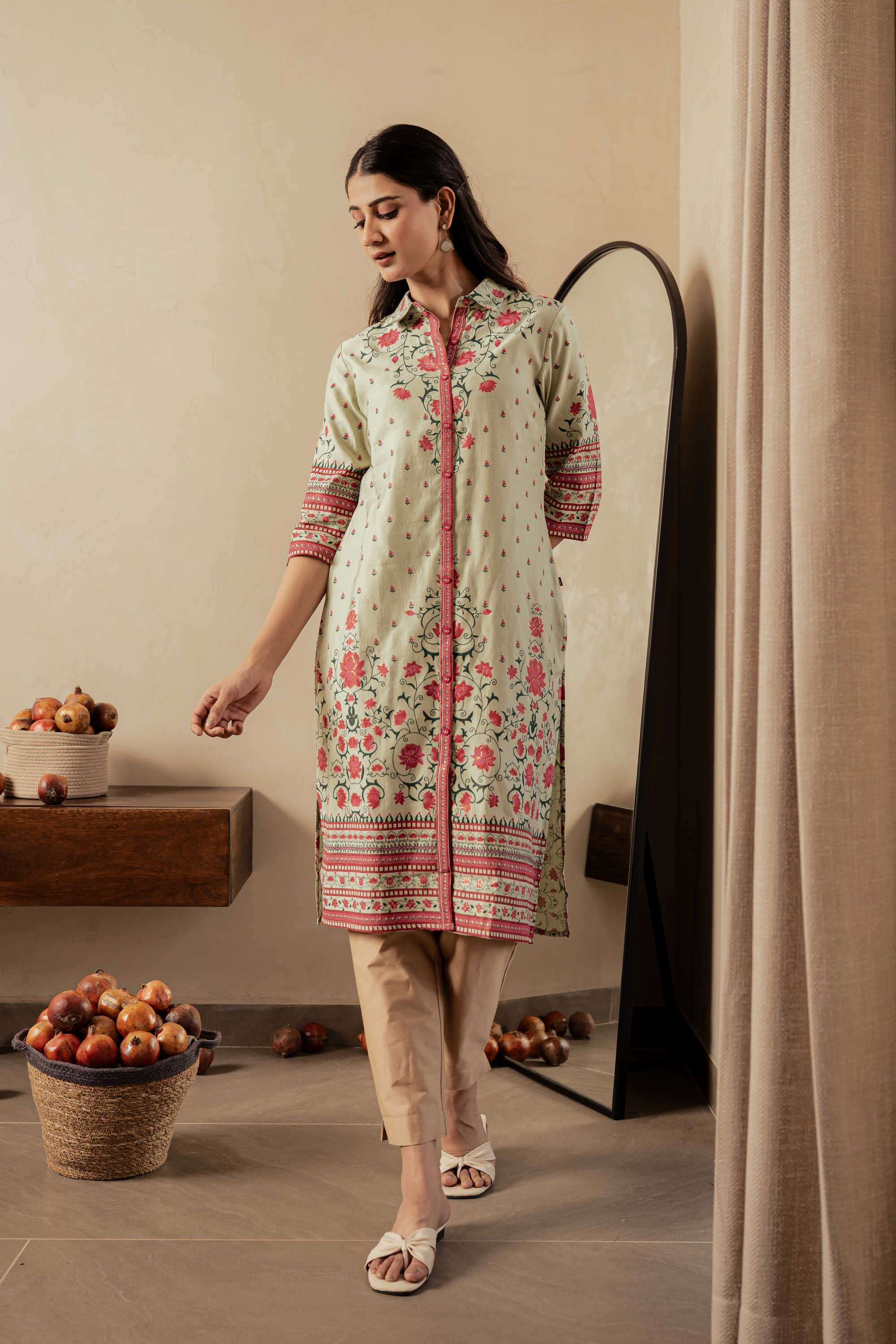 Printed-Viscose-Women-s-Festive-Wear-Kurta
