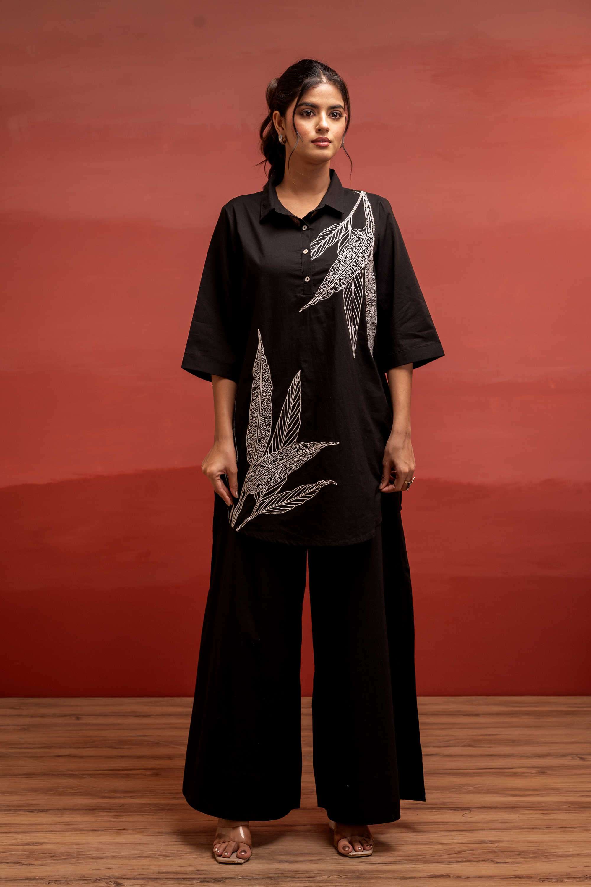 Embroidered-Cotton-Women-s-Festive-Wear-Co-Ord-Set