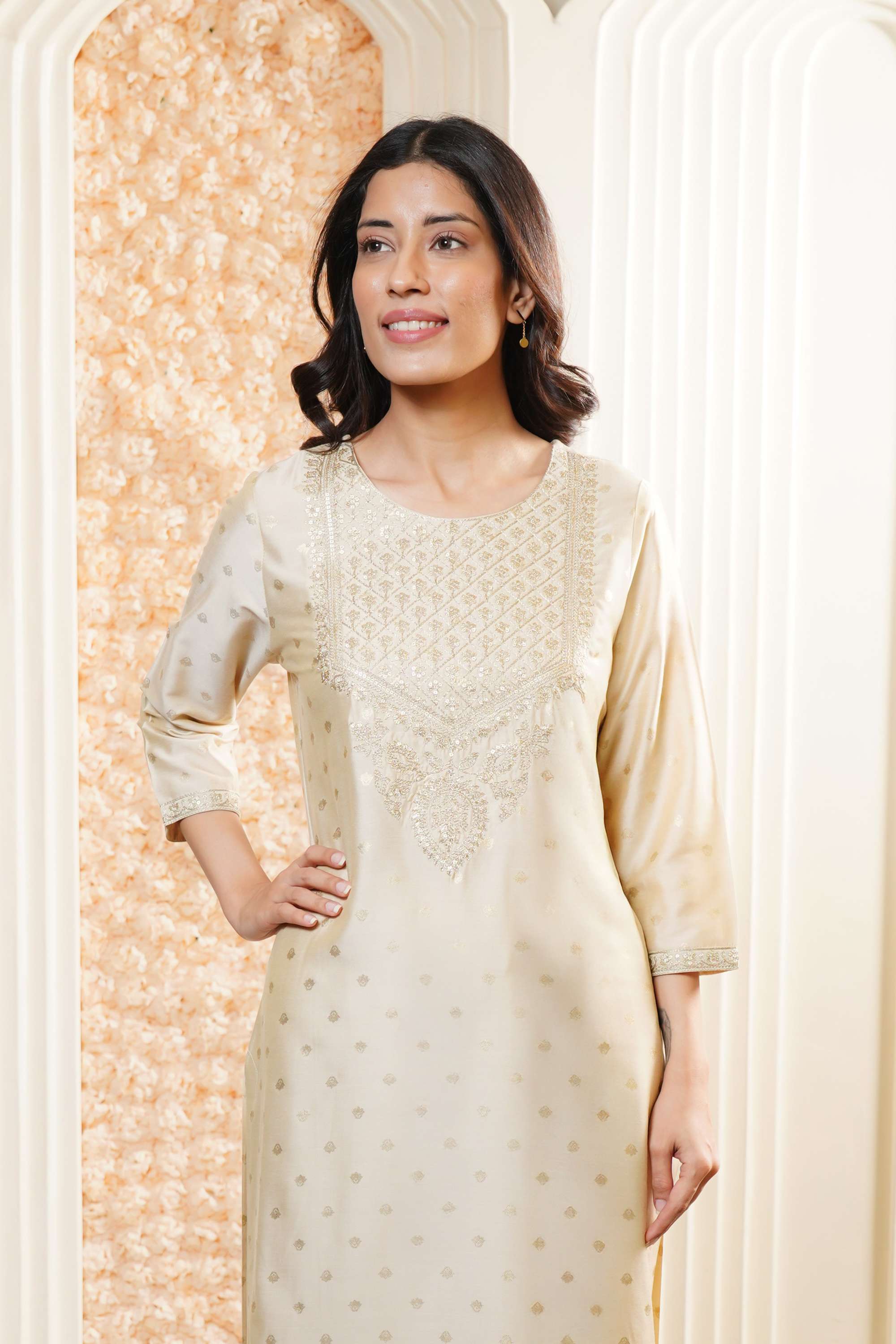 Solid-Blended-Fabric-Women-Fusion-Wear-Kurta