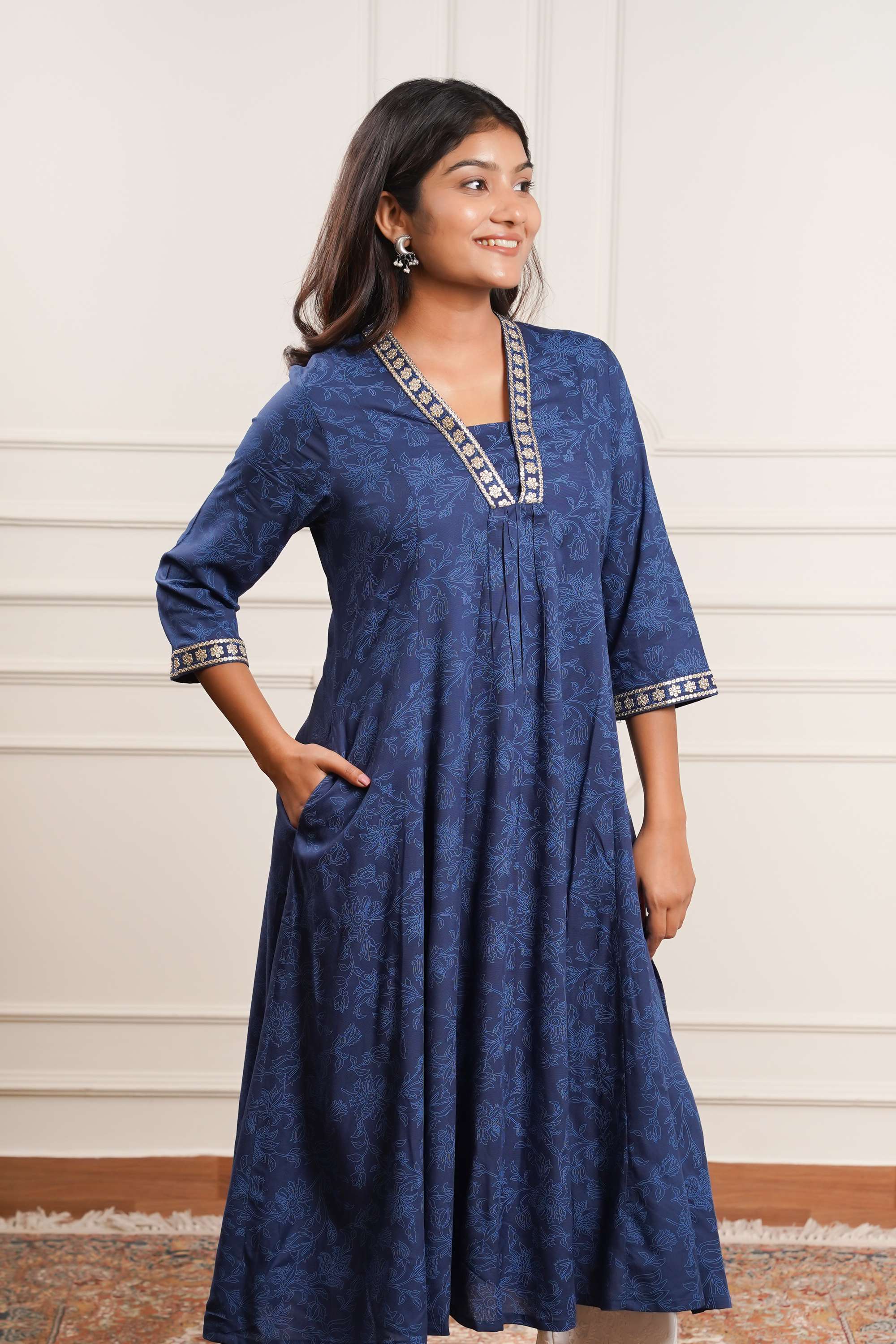 Floral-Polyester-Y-Neck-Women-Casual-Wear-Kurta