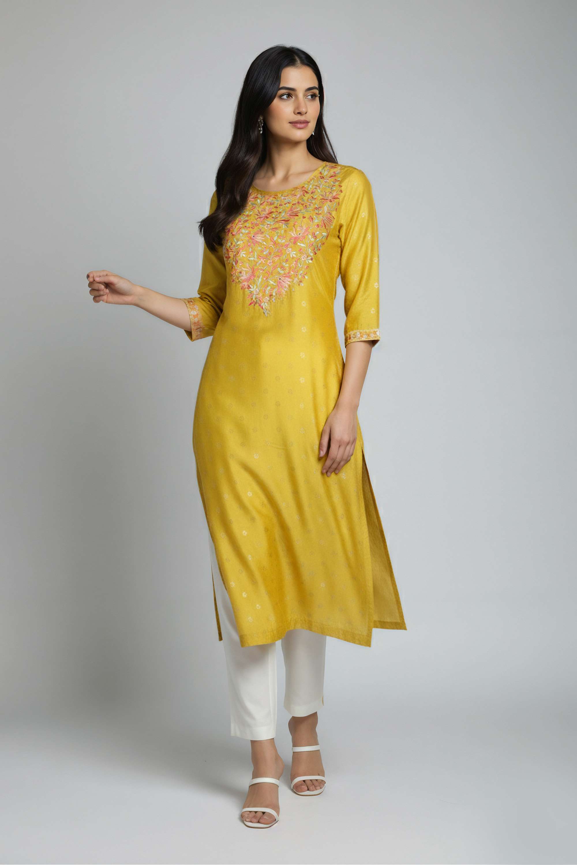 Embroidered-Blended-Fabric-Round-Neck-Women-Fusion-Wear-Kurta