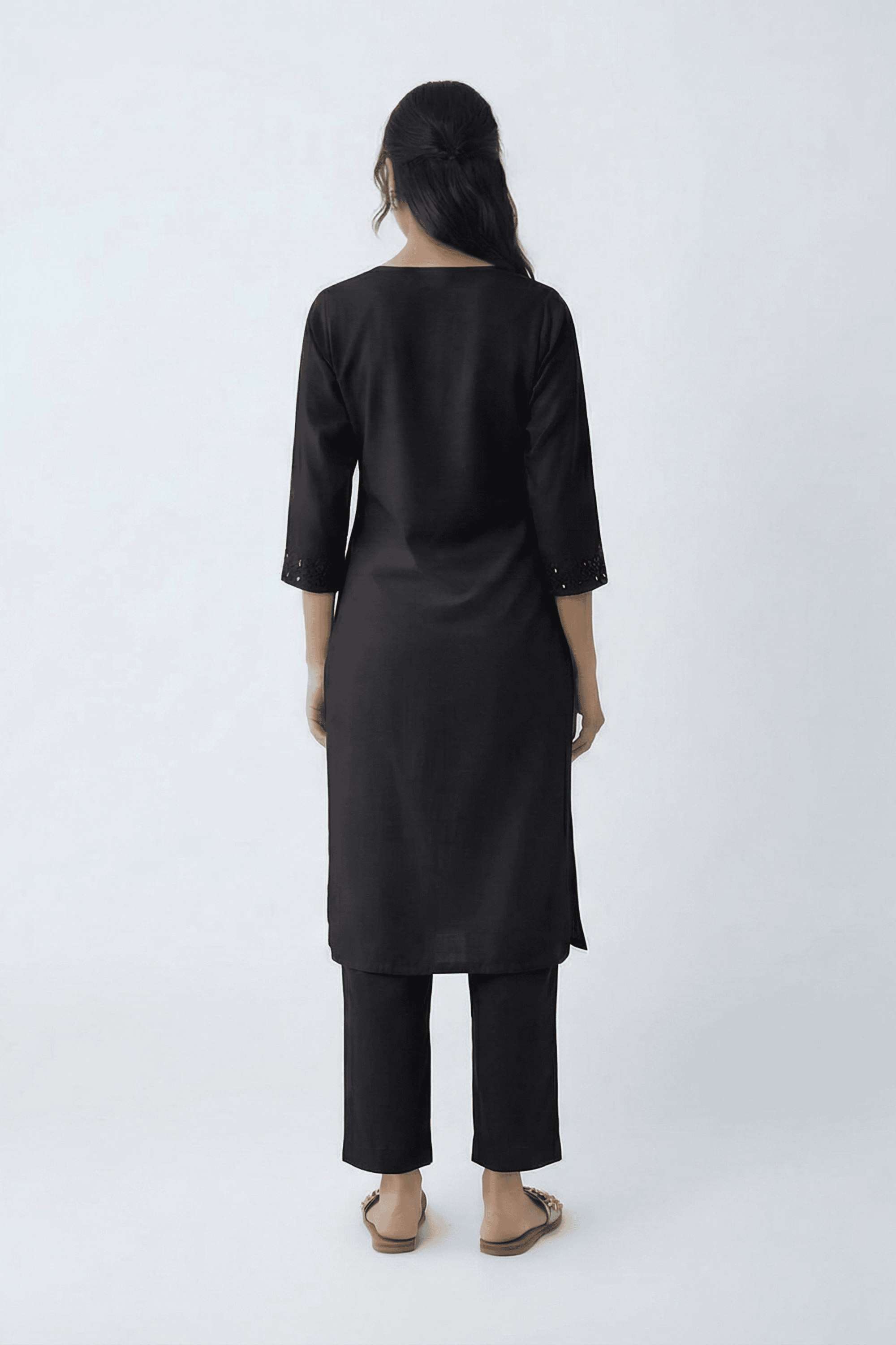 Embroidered-Blended-Fabric-Collared-Women-Fusion-Wear-Kurta