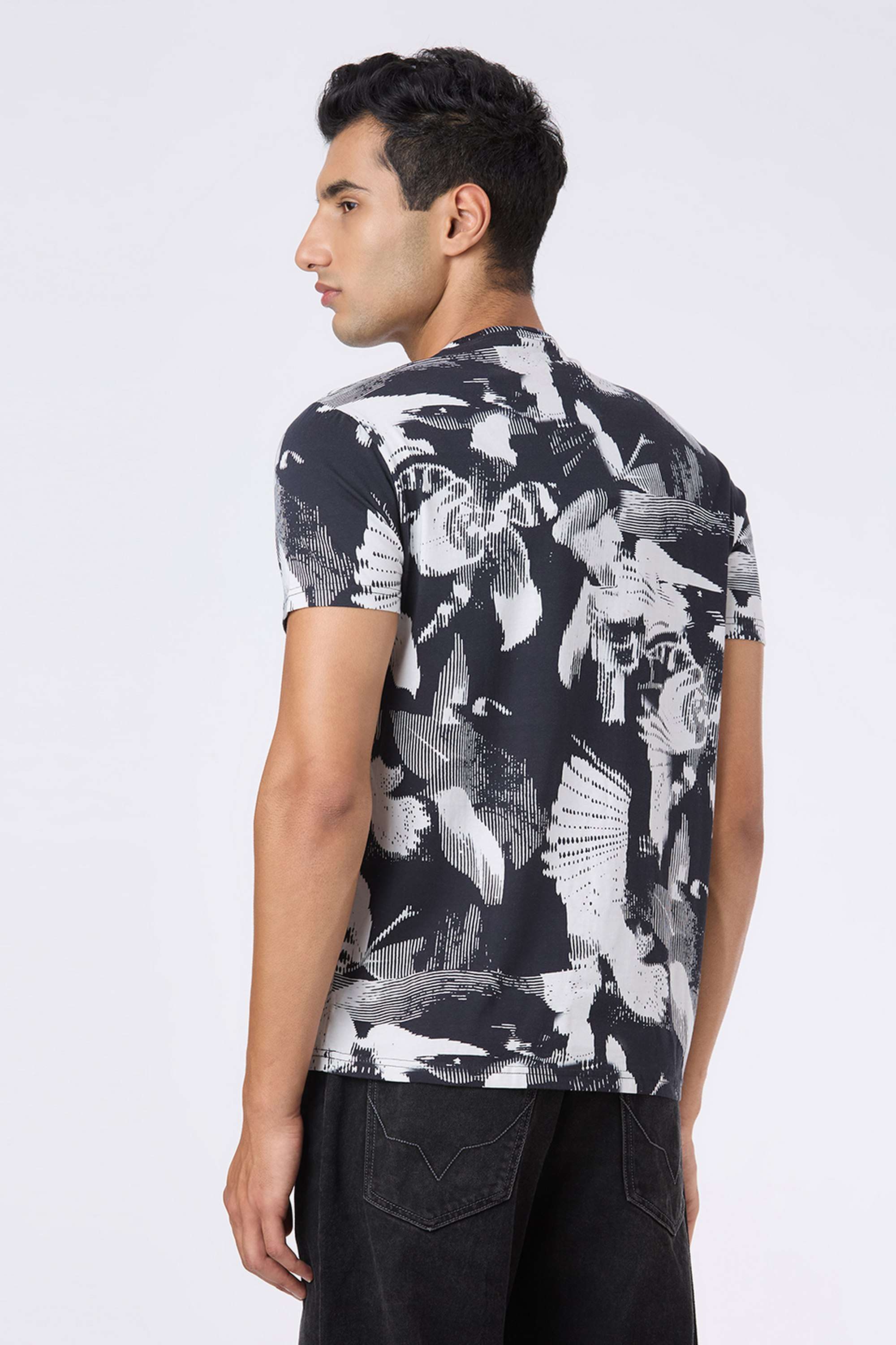 Printed-Cotton-Slim-Fit-Men-T-Shirt