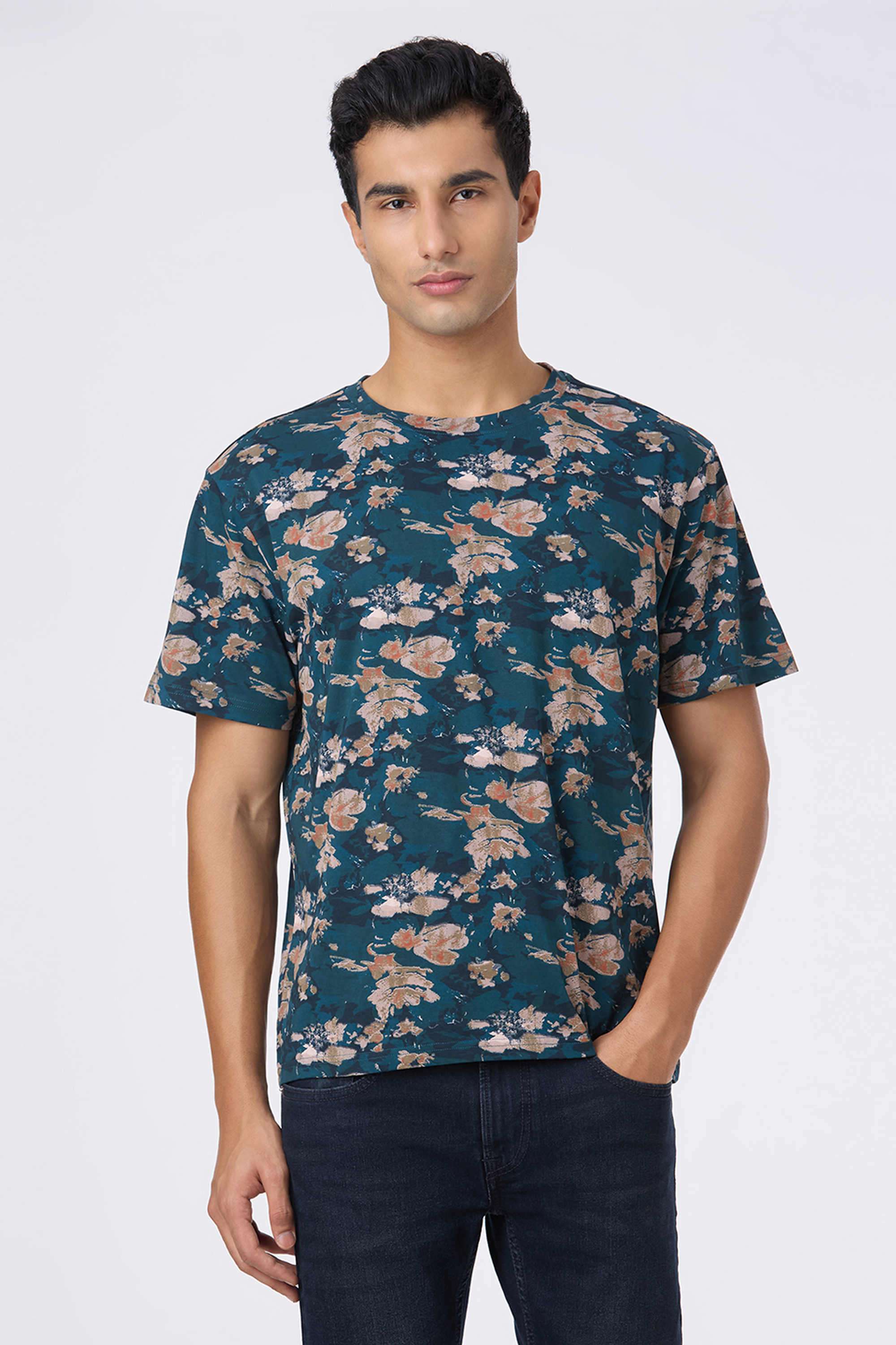 Floral-Blended-Fabric-Regular-Fit-Men-T-Shirt