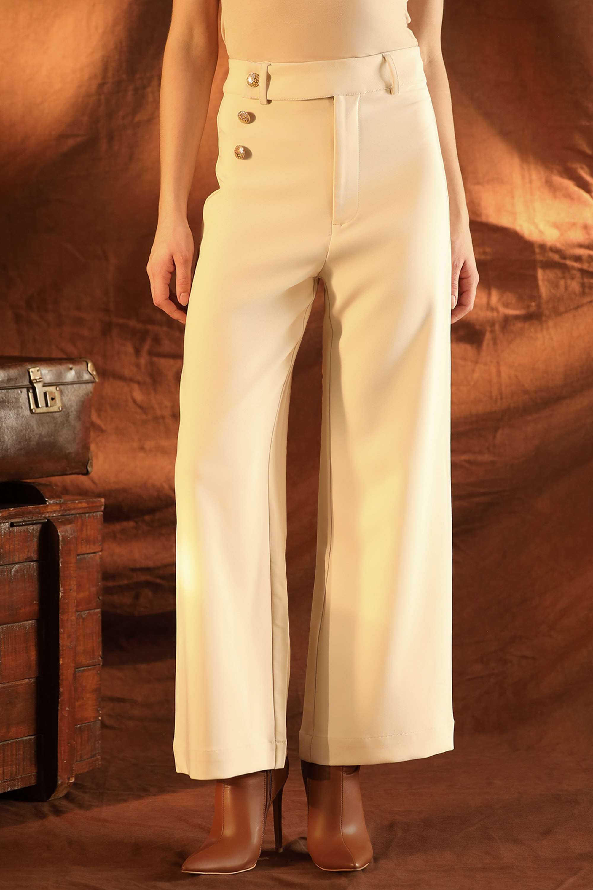 Solid-Regular-Fit-Blended-Fabric-Women-Casual-Wear-Trousers