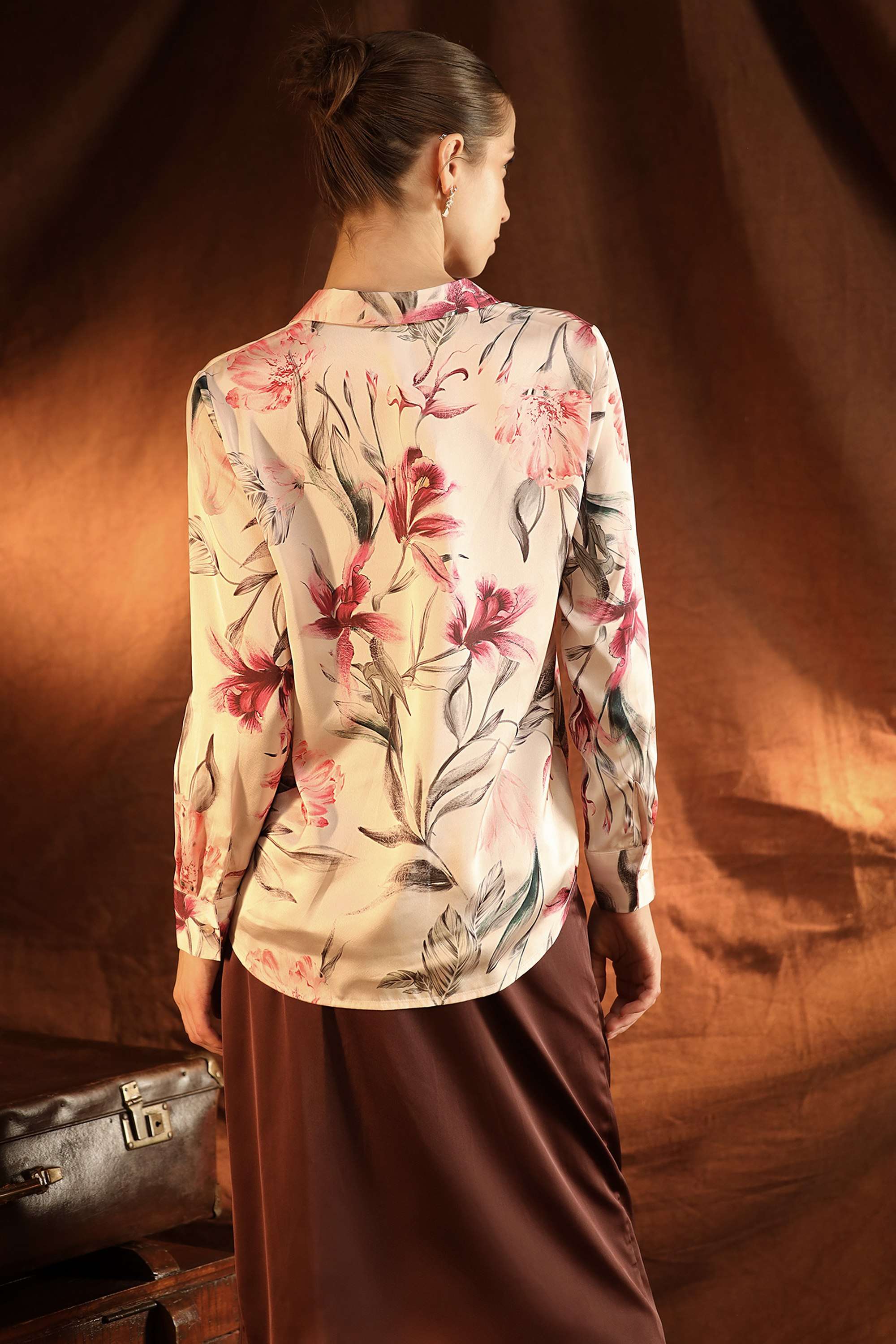 Floral-Blended-Fabric-Collared-Casual-Wear-Women-Shirts