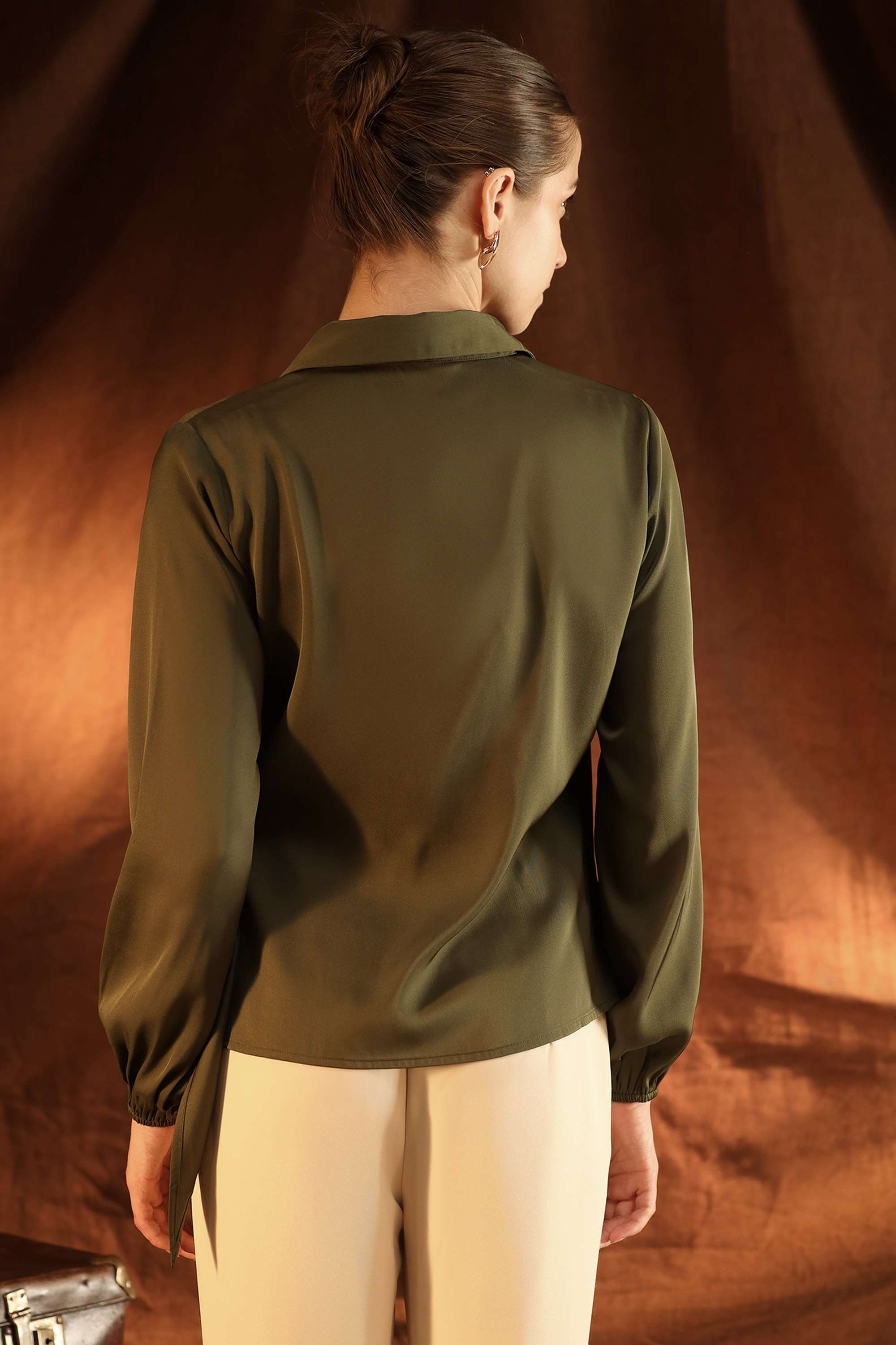 Solid-Blended-Fabric-Y-Neck-Casual-Wear-Women-Blouses