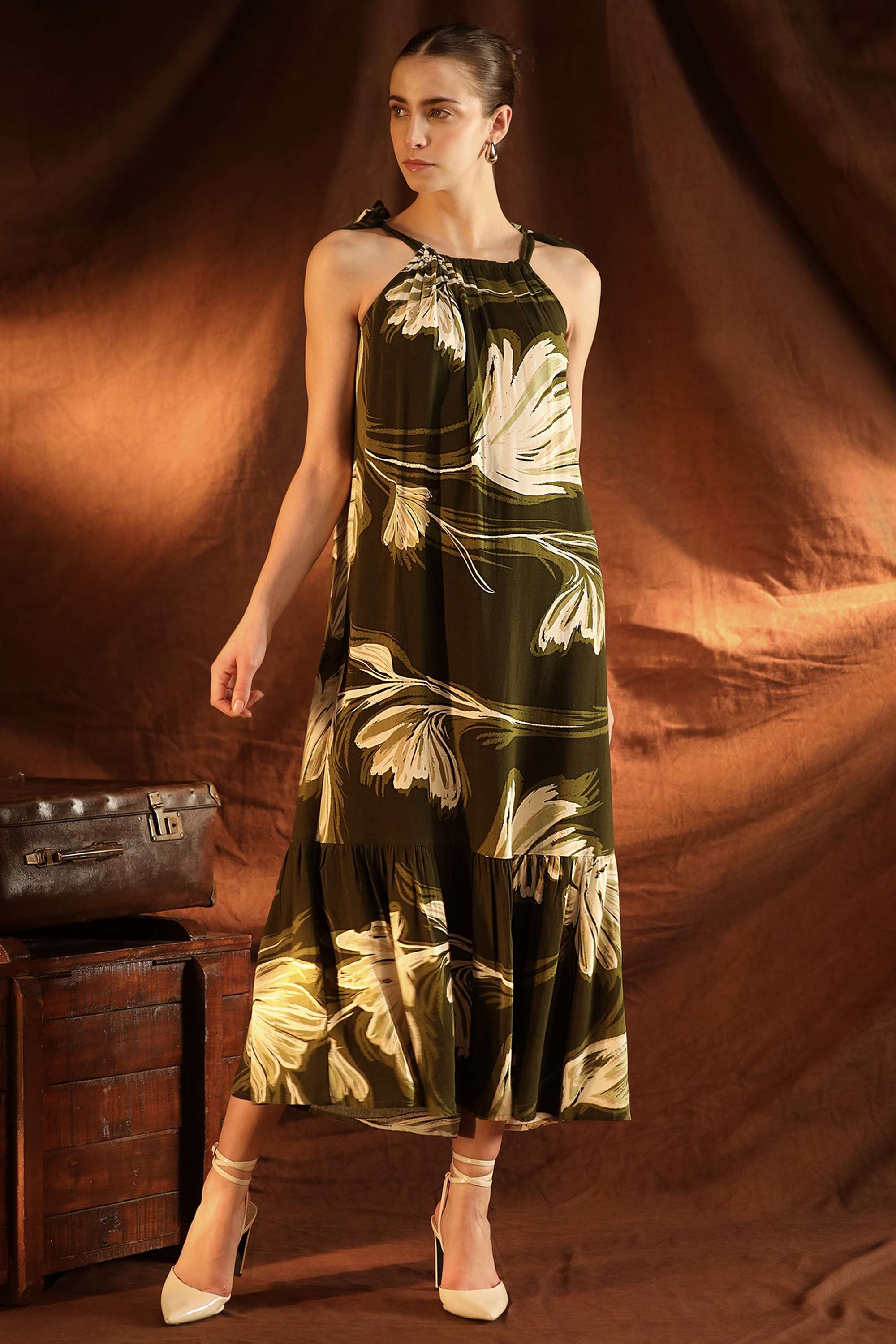 Floral-Viscose-Halter-Neck-Women-s-Felicia-Maxi-Dress