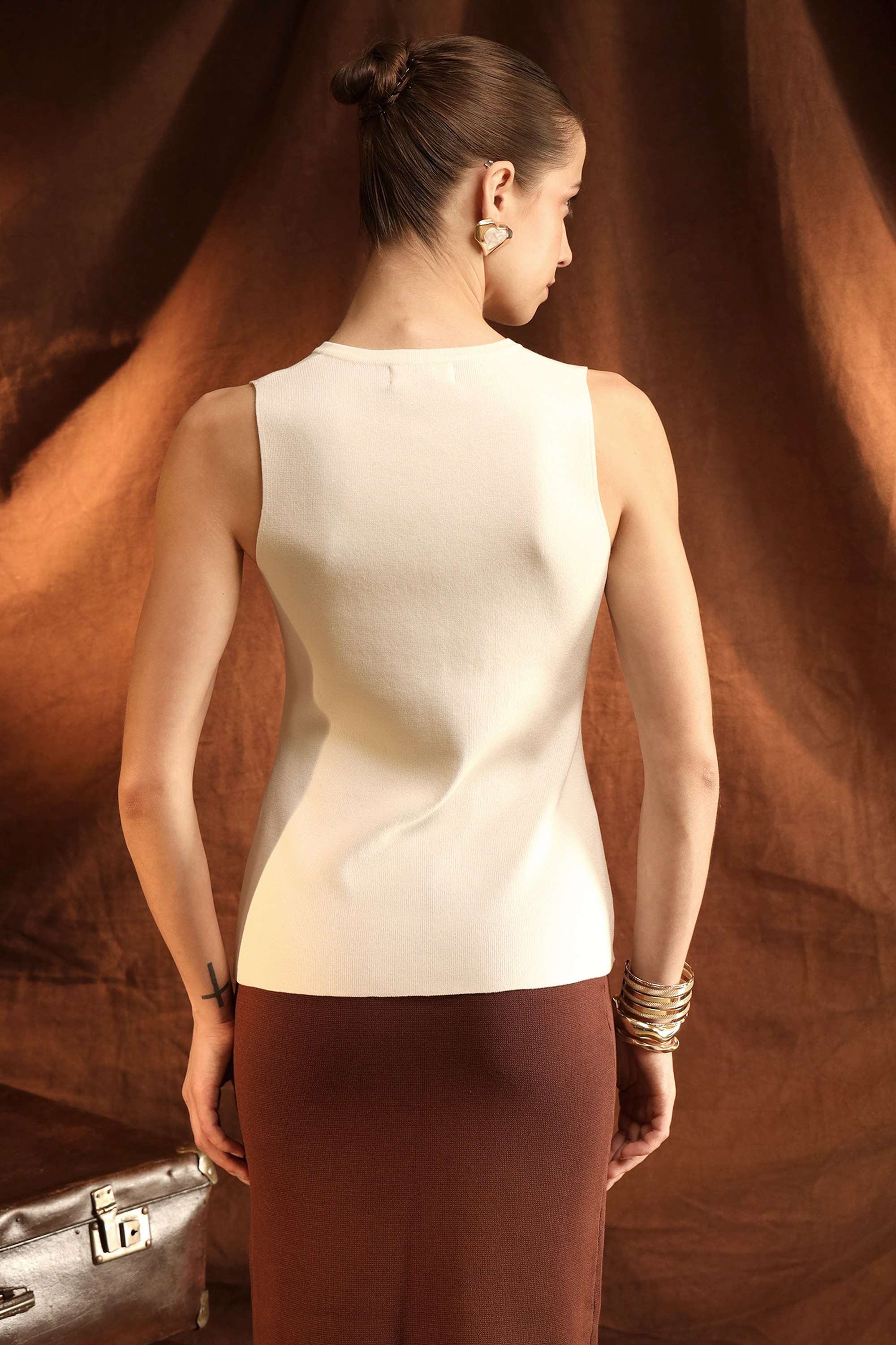 Solid-Viscose-Round-Neck-Women-s-Tops