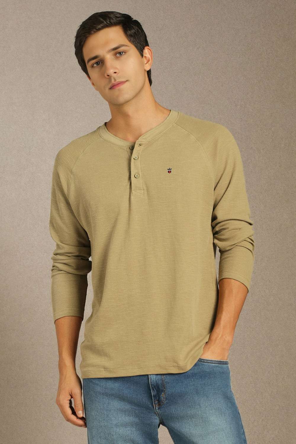 Solid-Cotton-Slim-Fit-Men-s-T-Shirt
