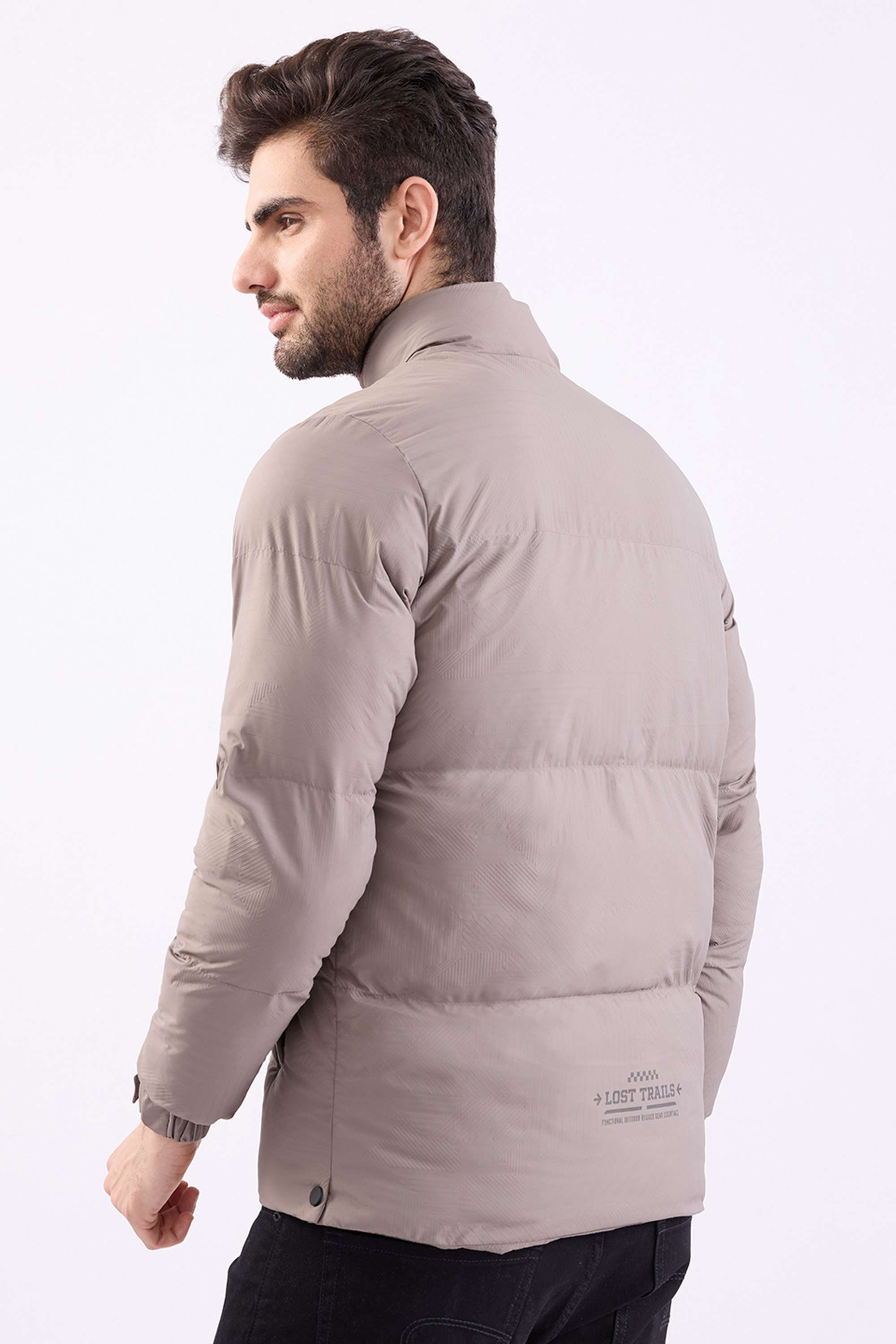 Solid-Polyester-Straight-Fit-Men-Jacket