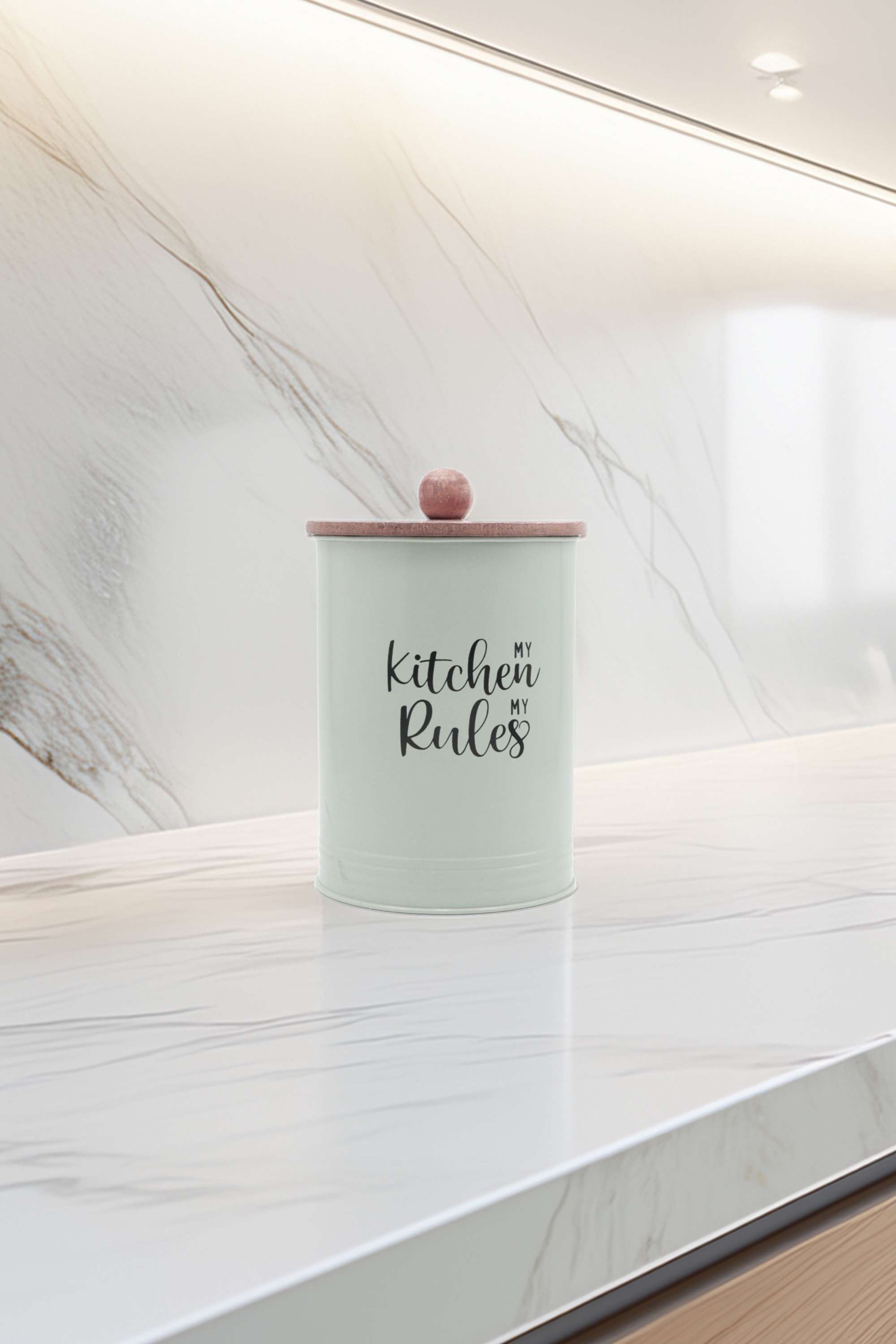 Homemade-Storage-Container-Wdn-Lid-Mint